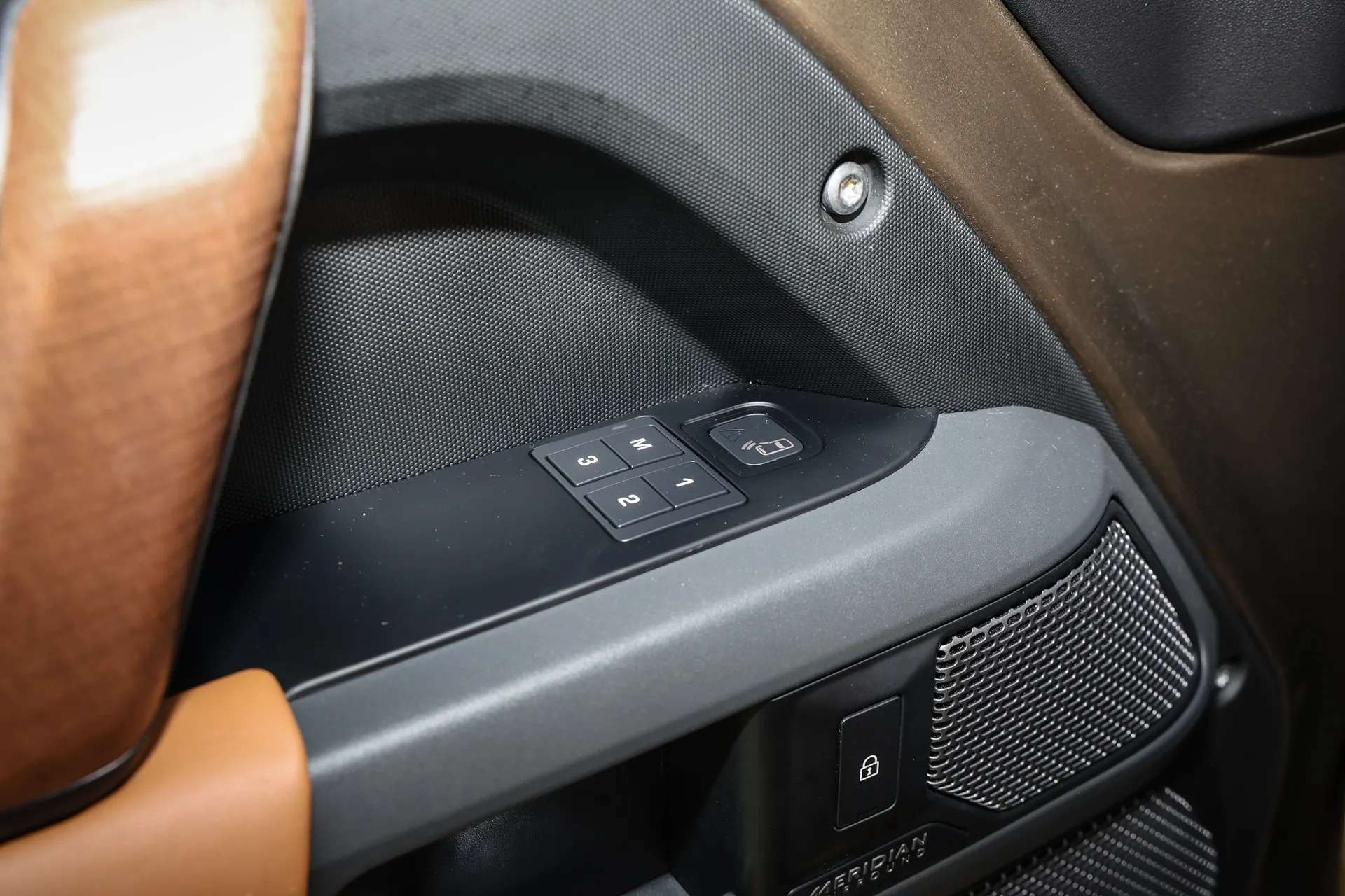 2020 LAND ROVER DEFENDER 2020 LAND ROVER DEFENDER