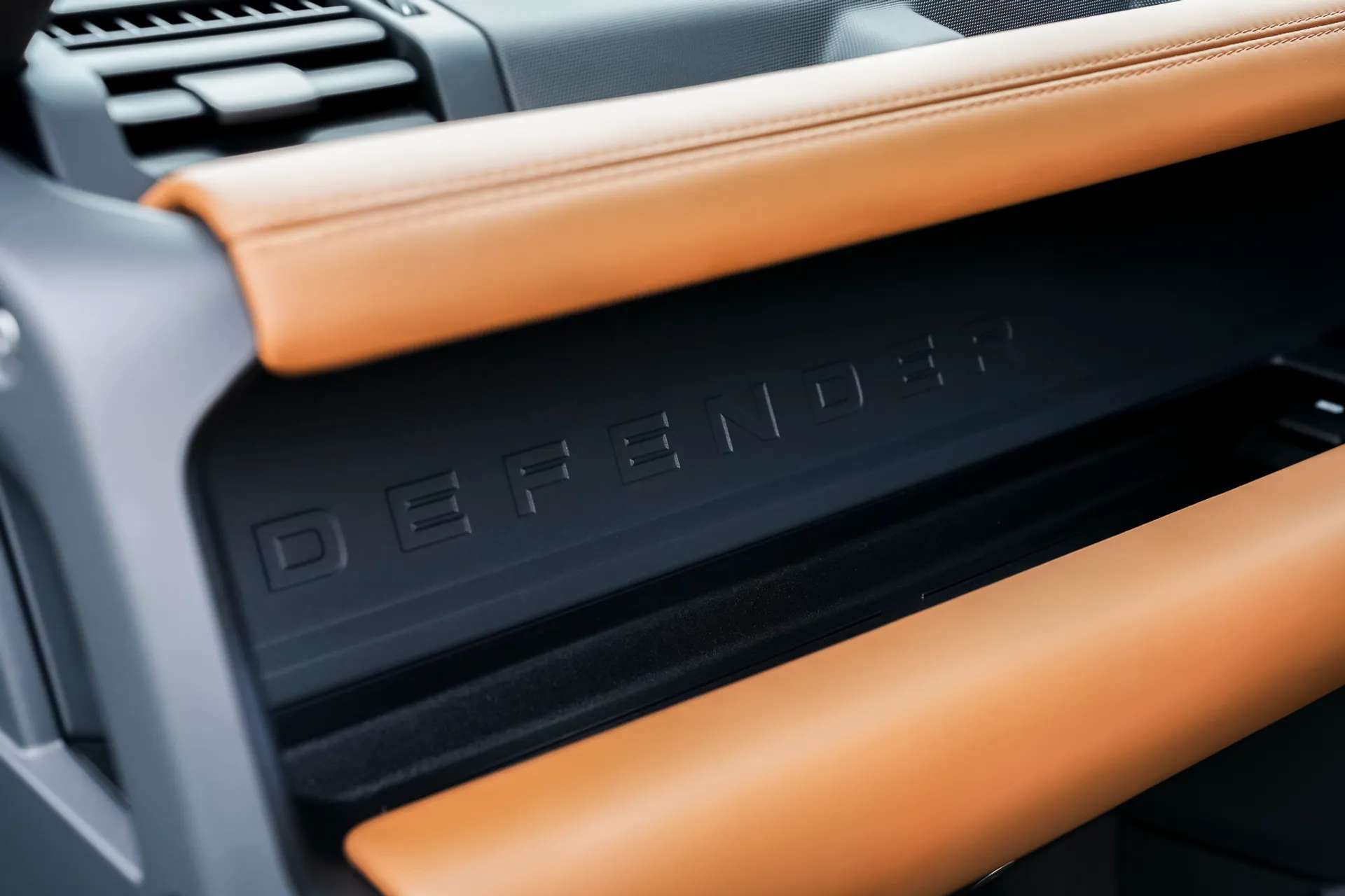 2020 LAND ROVER DEFENDER 2020 LAND ROVER DEFENDER
