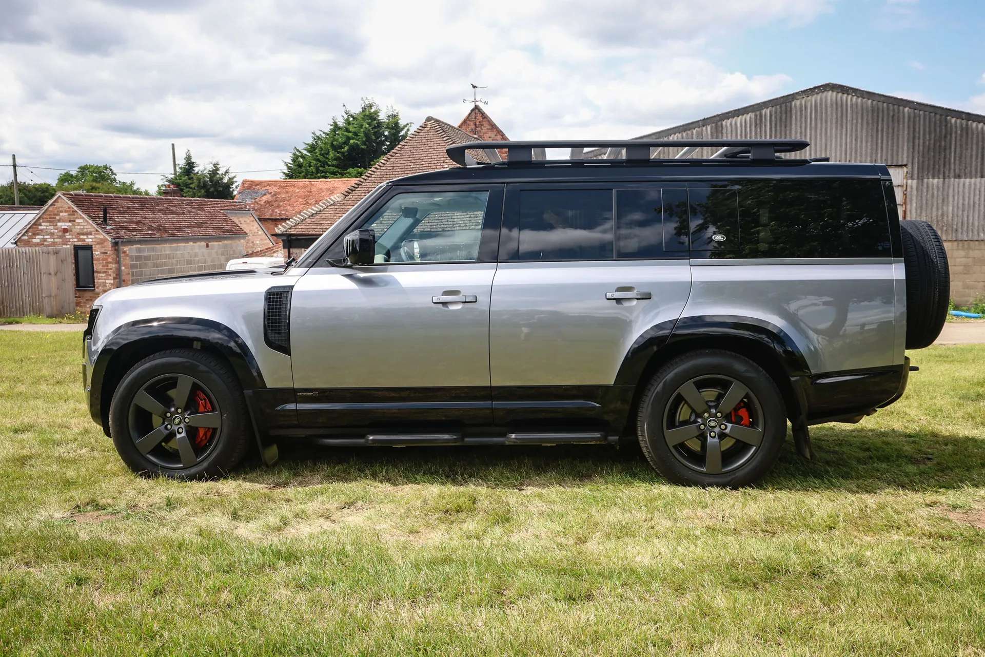 2024 LAND ROVER DEFENDER 2024 LAND ROVER DEFENDER