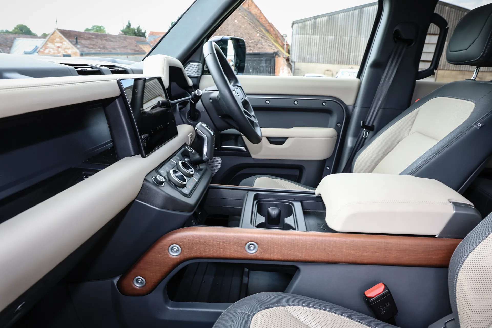 2024 LAND ROVER DEFENDER 2024 LAND ROVER DEFENDER