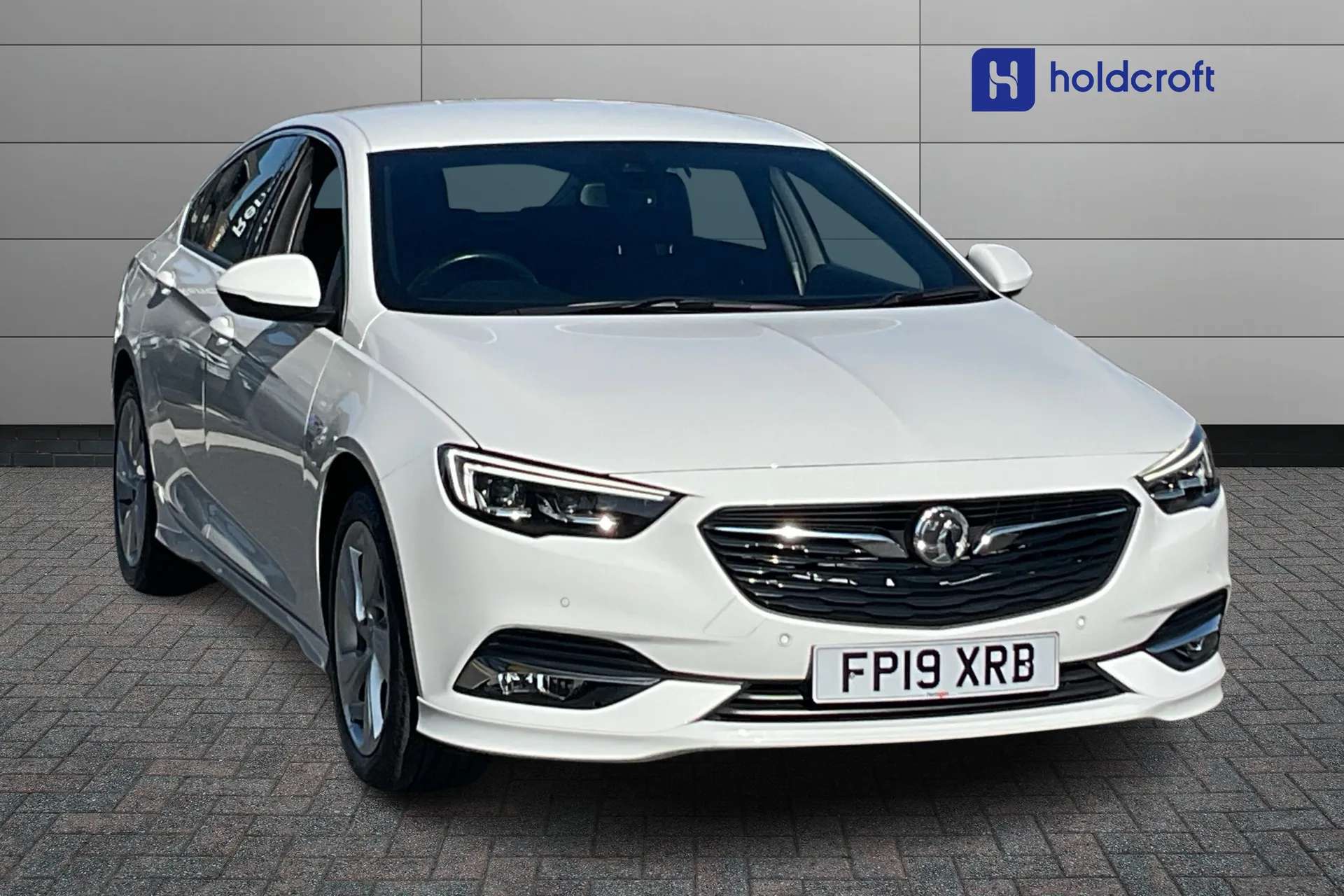 A 2019 VAUXHALL INSIGNIA GRAND SPORT 1.5T SRi Vx-line Nav 5dr A 2019 VAUXHALL INSIGNIA GRAND SPORT 1.5T SRi Vx-line Nav 5dr