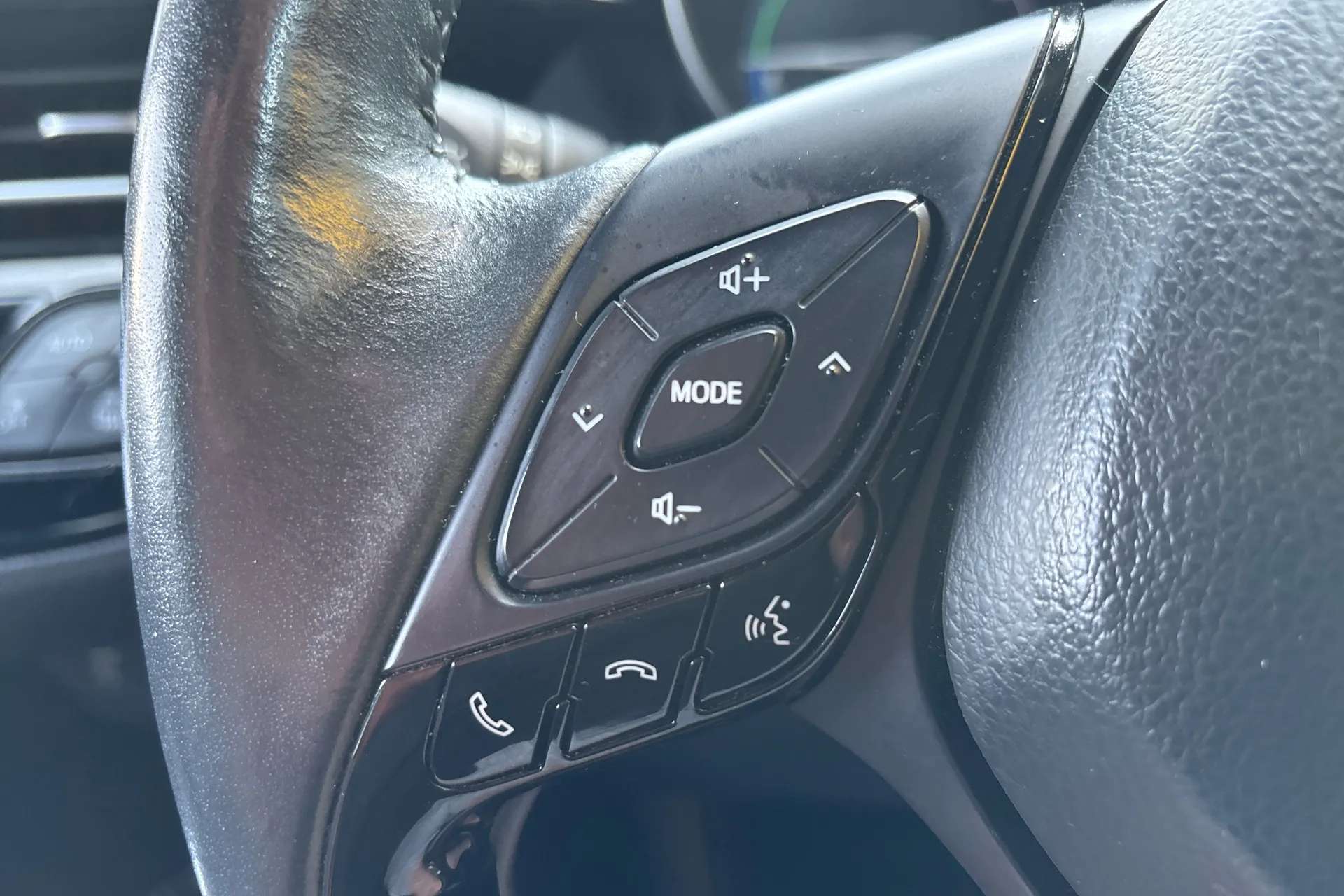 2020 TOYOTA C-HR 2020 TOYOTA C-HR