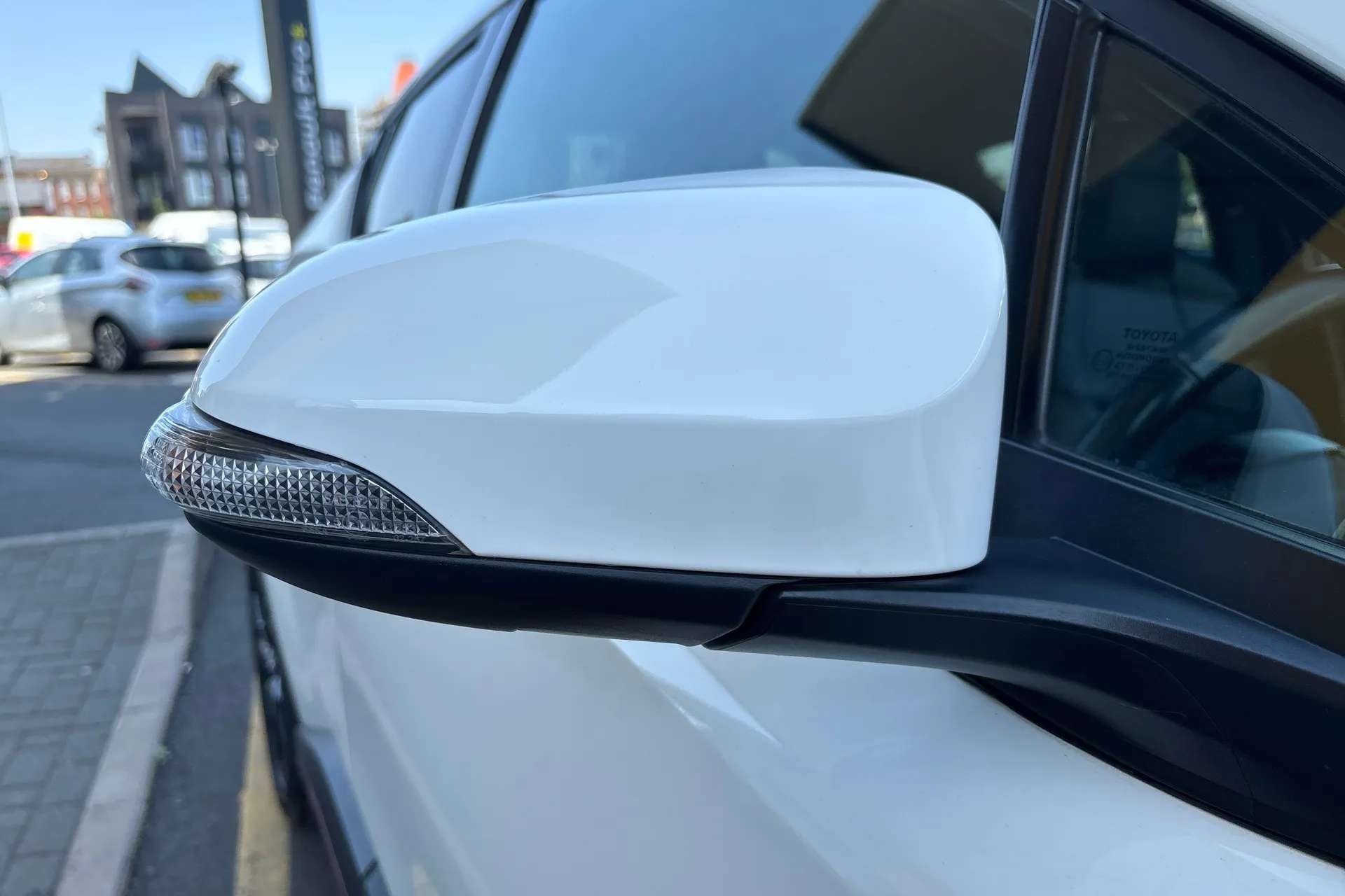 2020 TOYOTA C-HR 2020 TOYOTA C-HR