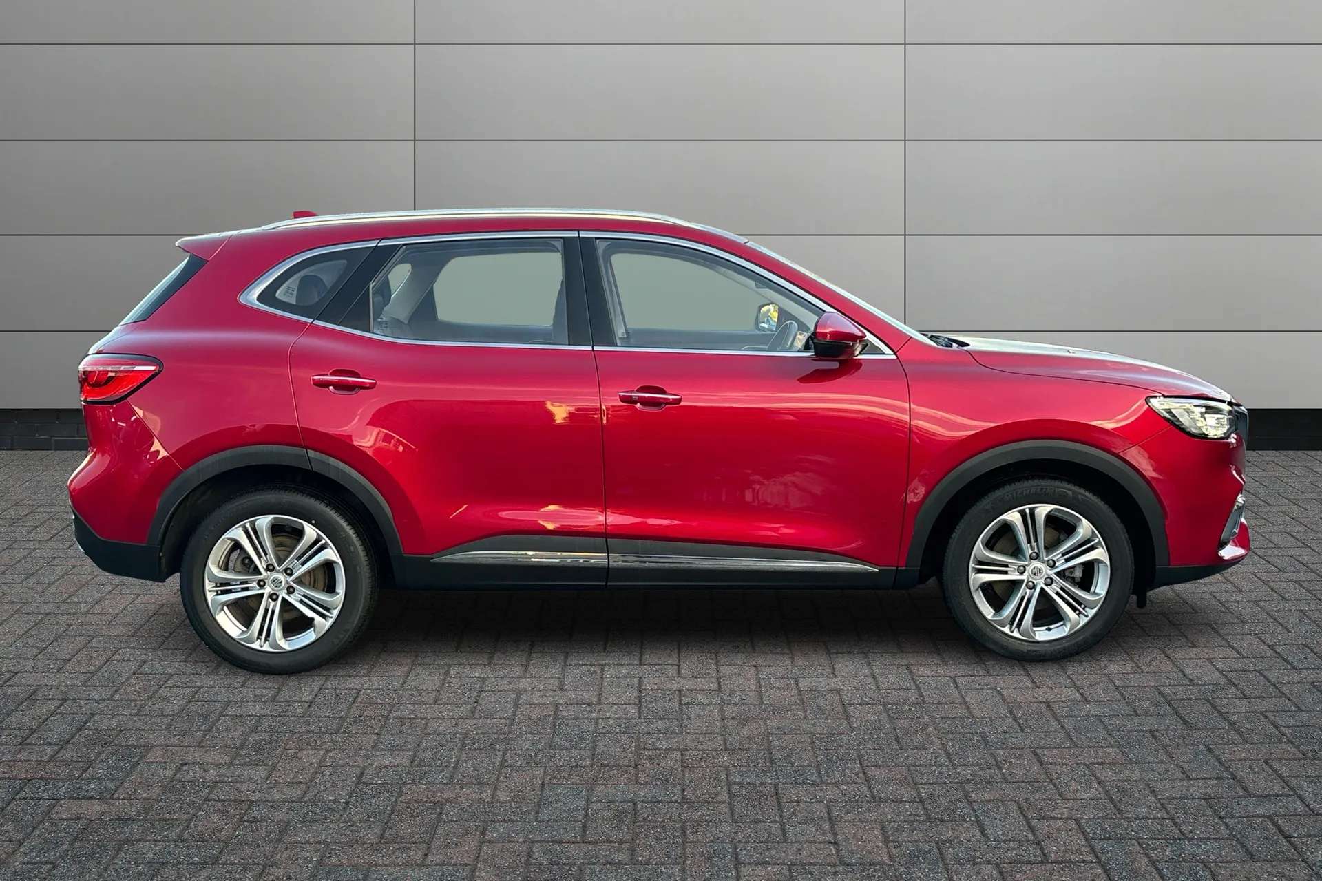 2020 MG MOTOR UK HS 2020 MG MOTOR UK HS