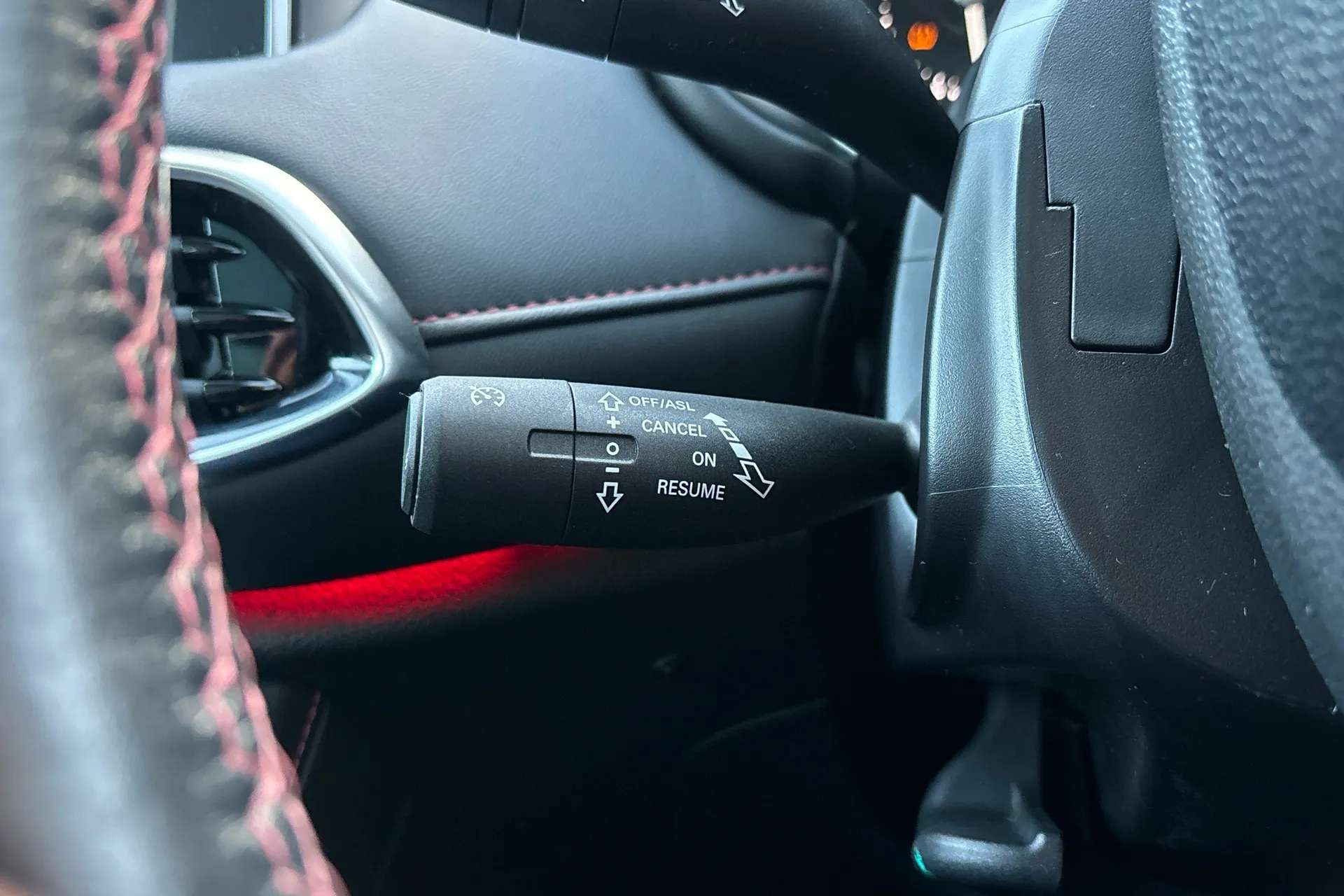 2020 MG MOTOR UK HS 2020 MG MOTOR UK HS