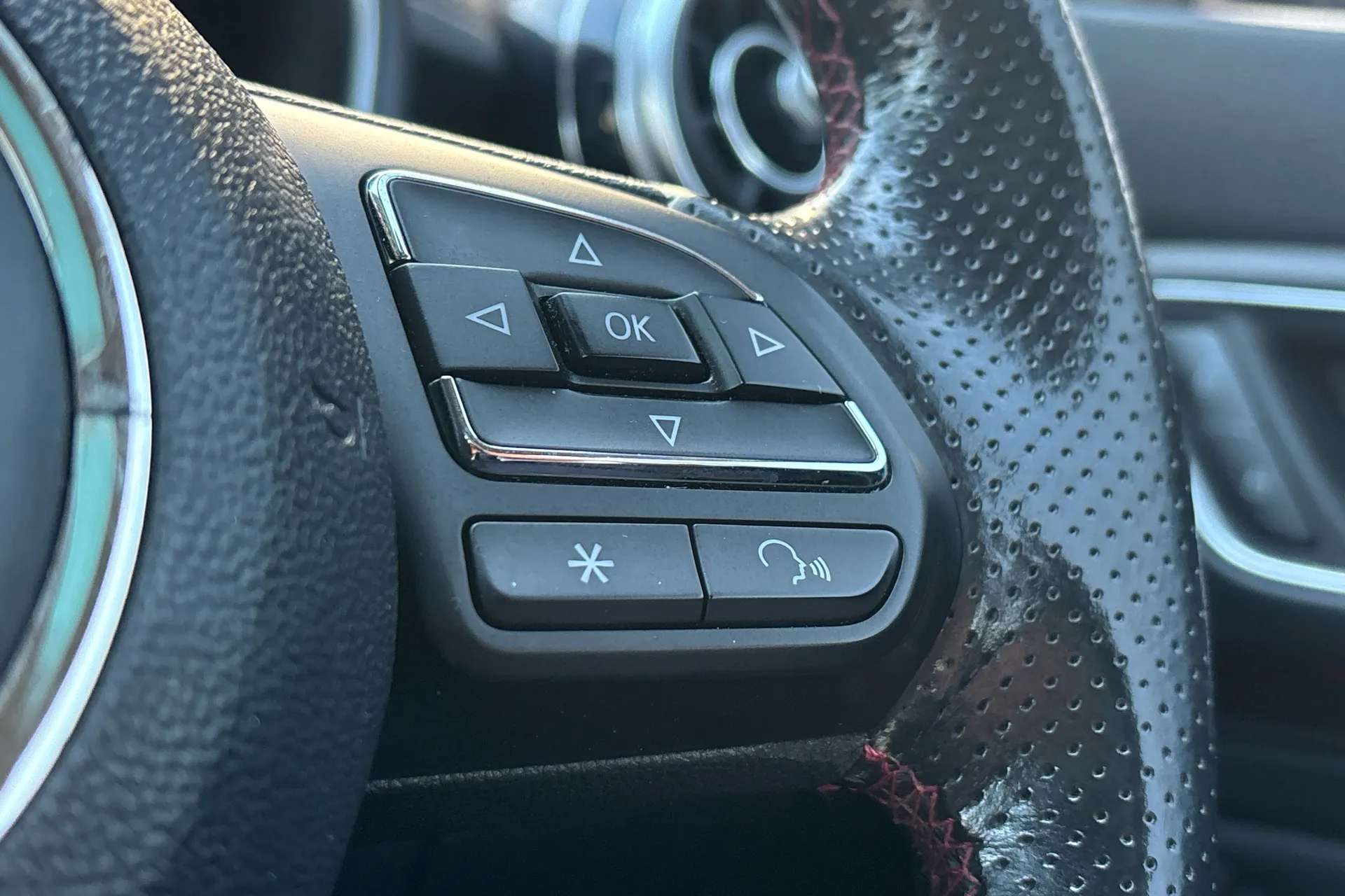 2020 MG MOTOR UK HS 2020 MG MOTOR UK HS