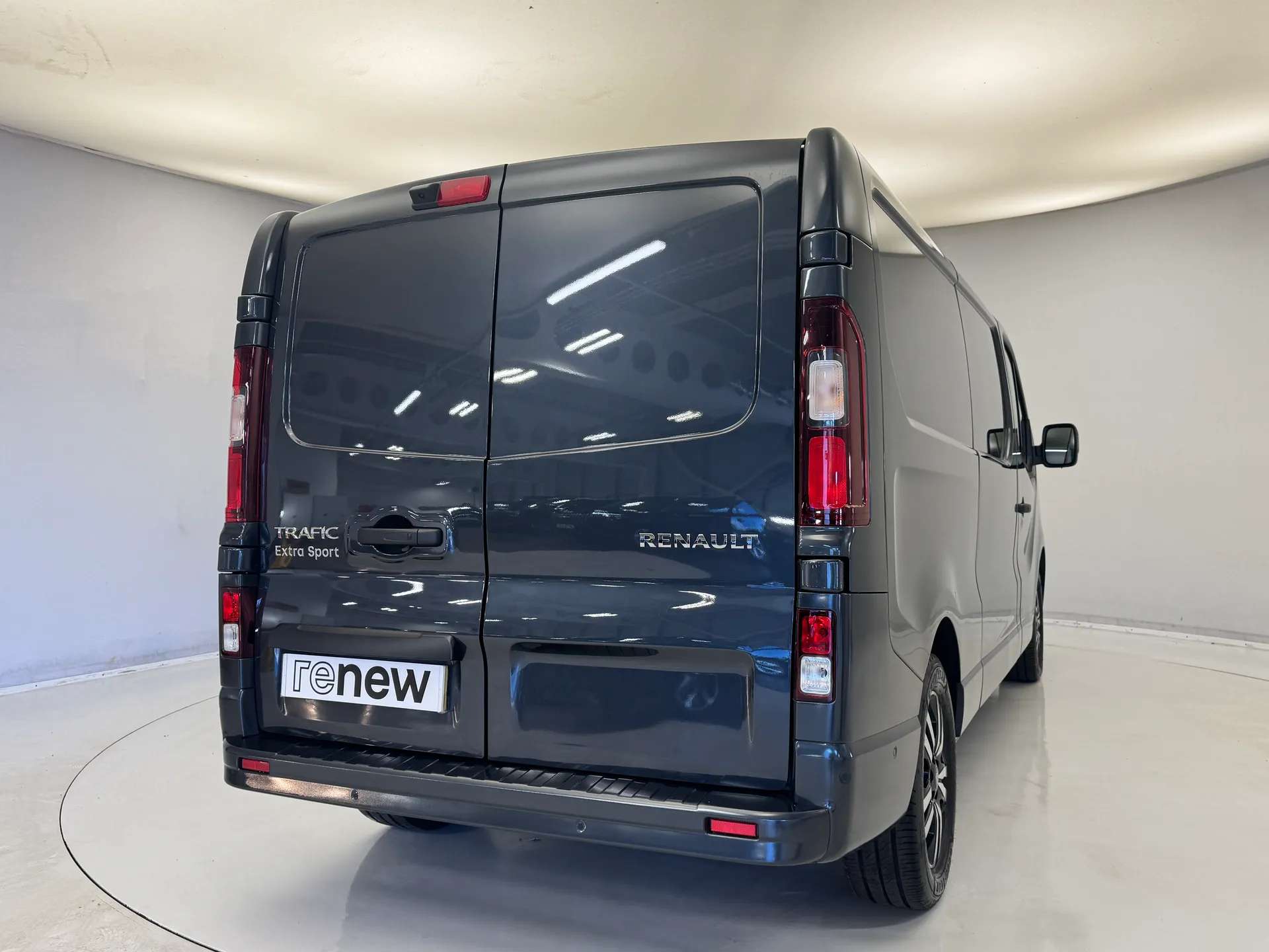 2026 RENAULT TRAFIC 2026 RENAULT TRAFIC