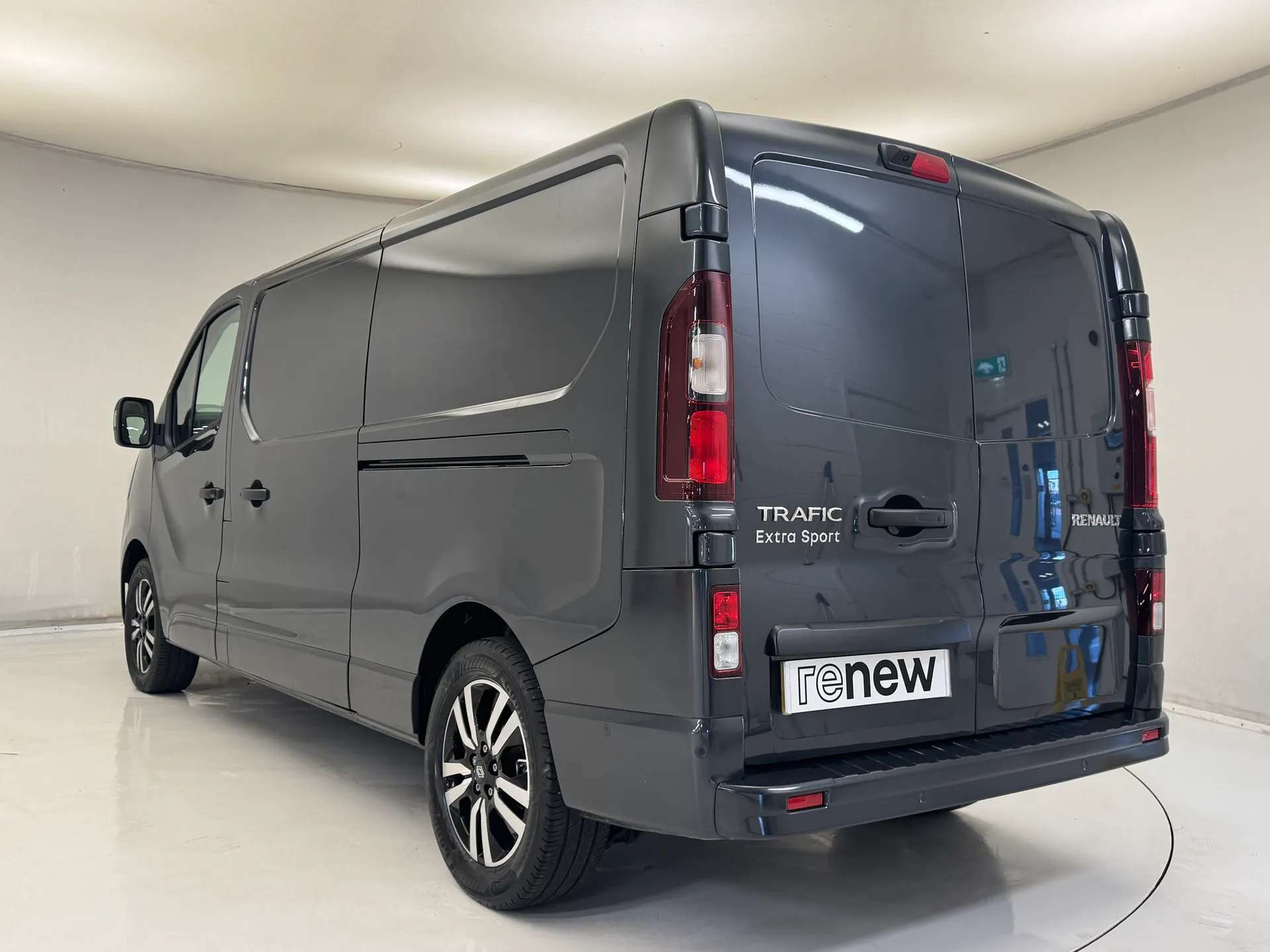 2026 RENAULT TRAFIC 2026 RENAULT TRAFIC