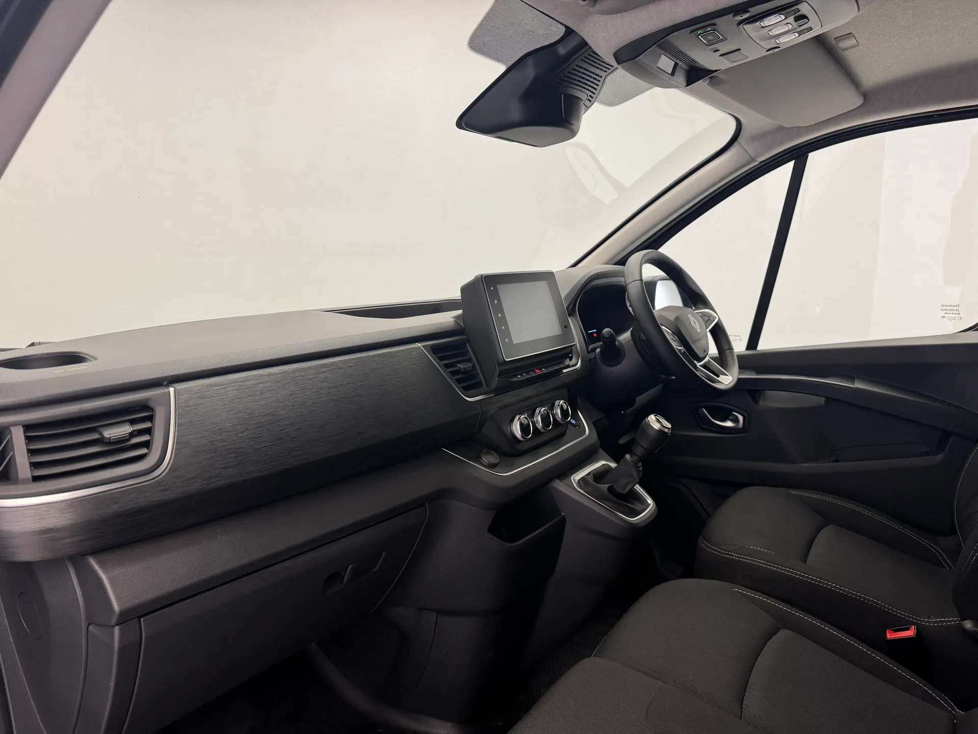 2026 RENAULT TRAFIC 2026 RENAULT TRAFIC