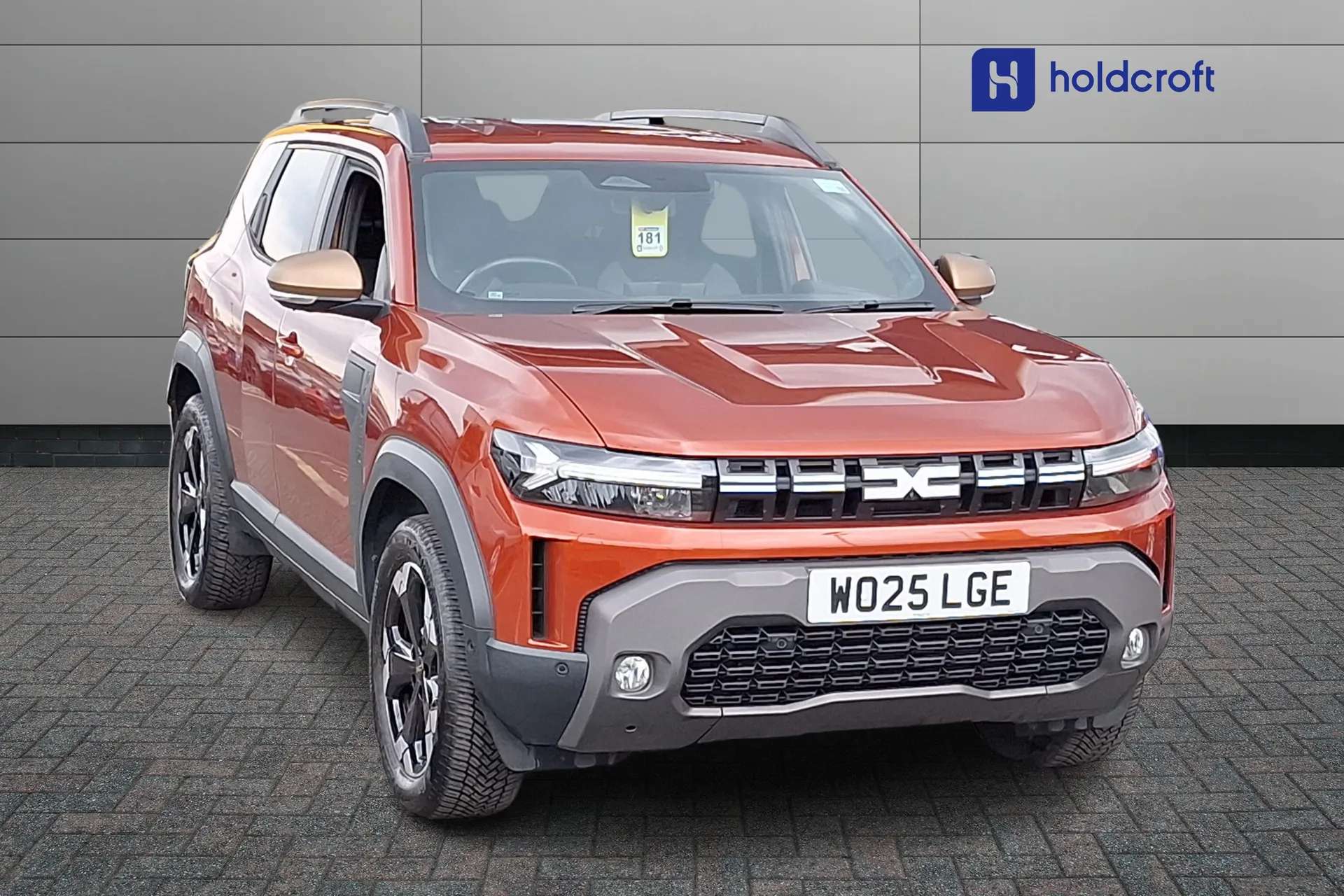 A 2025 DACIA DUSTER 1.2 TCe 130 Extreme 5dr 4X4 A 2025 DACIA DUSTER 1.2 TCe 130 Extreme 5dr 4X4