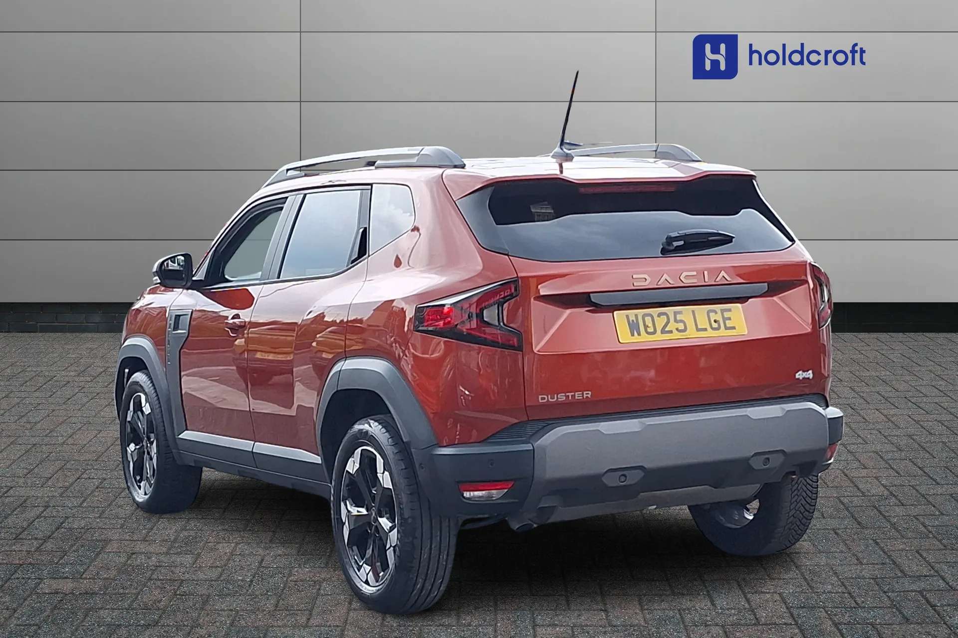 A 2025 DACIA DUSTER 1.2 TCe 130 Extreme 5dr 4X4 A 2025 DACIA DUSTER 1.2 TCe 130 Extreme 5dr 4X4