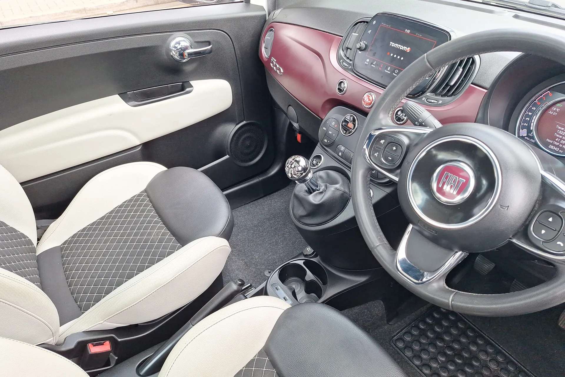 2021 FIAT 500 2021 FIAT 500