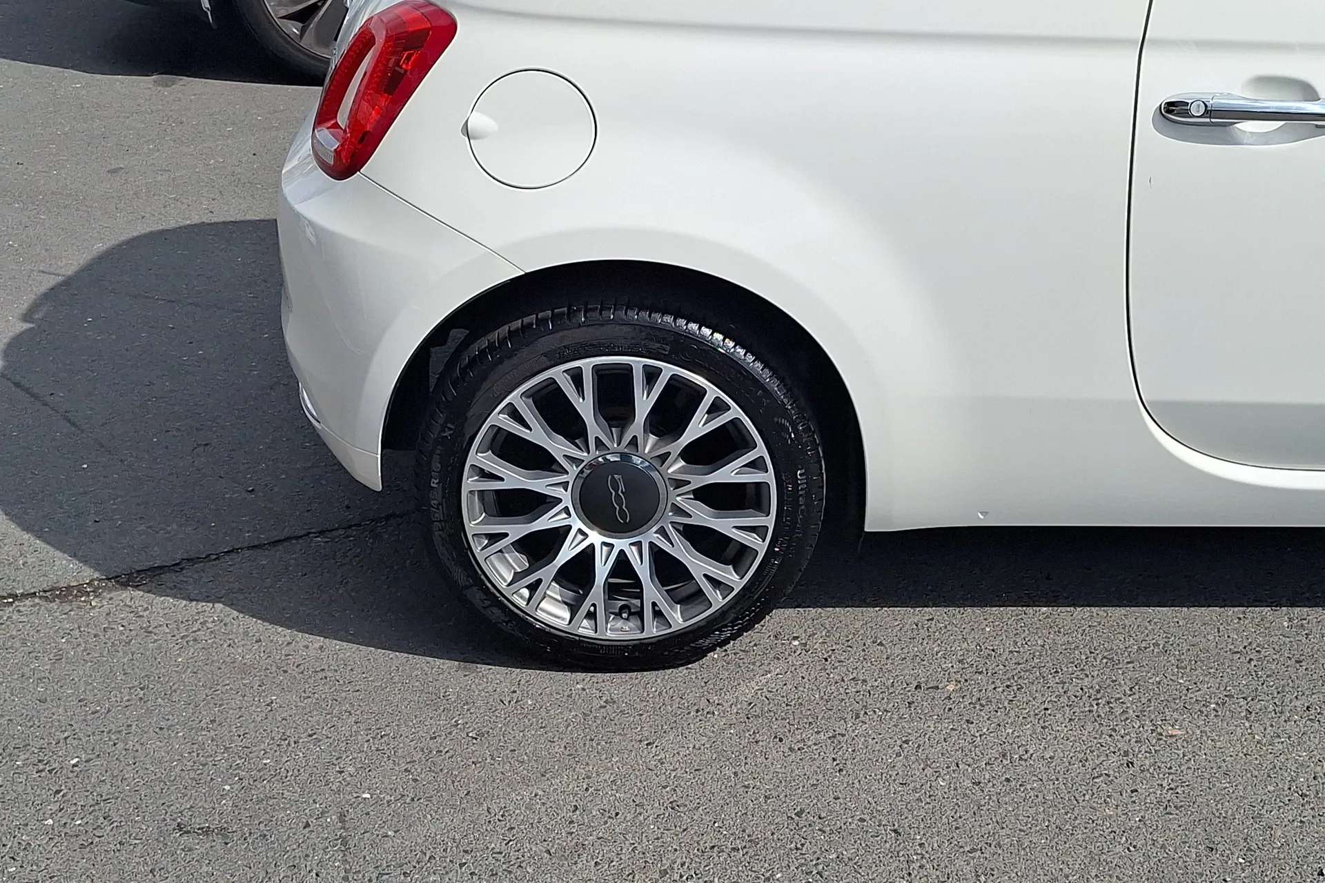 2021 FIAT 500 2021 FIAT 500