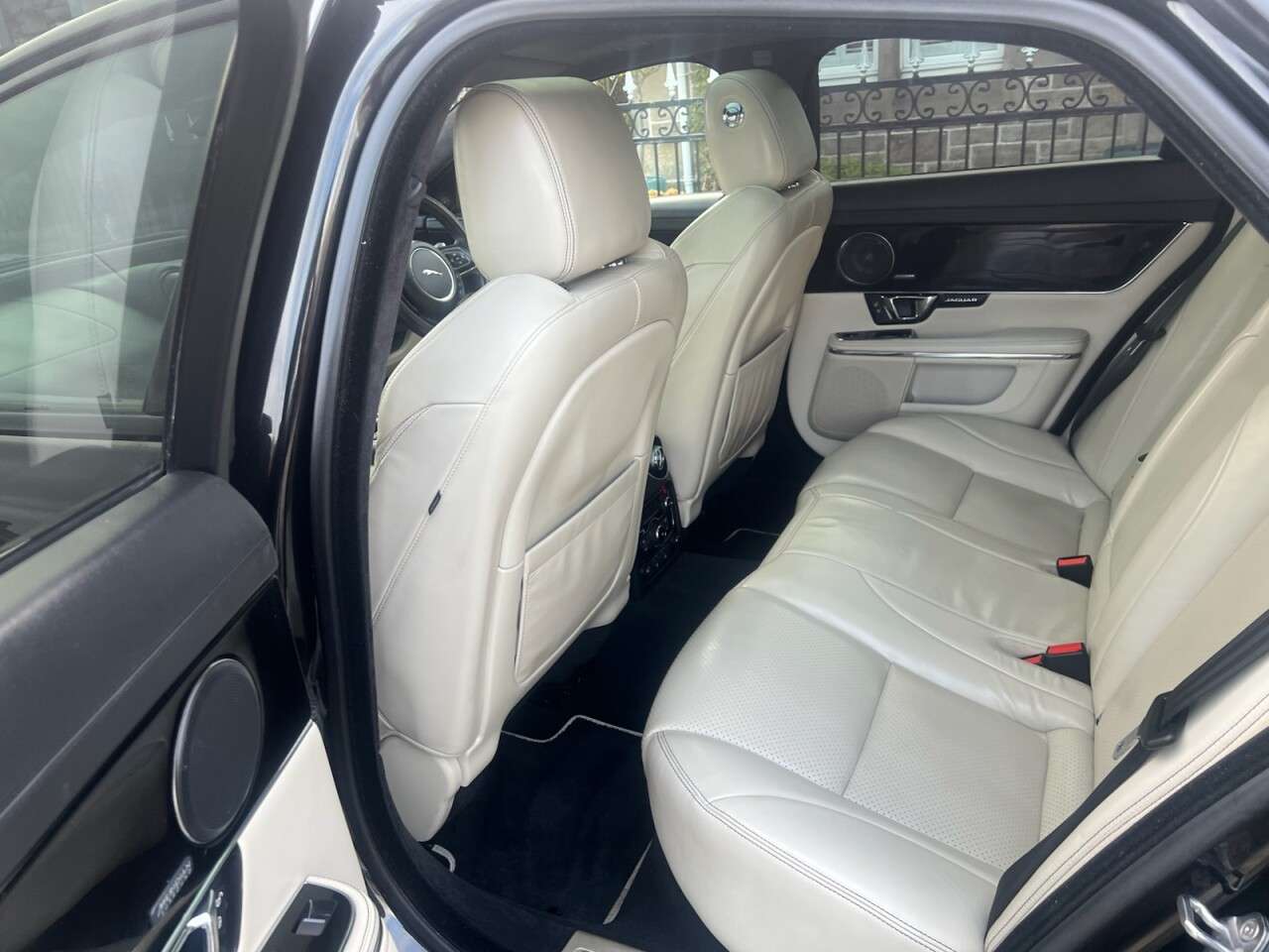 2016 JAGUAR XJ 2016 JAGUAR XJ