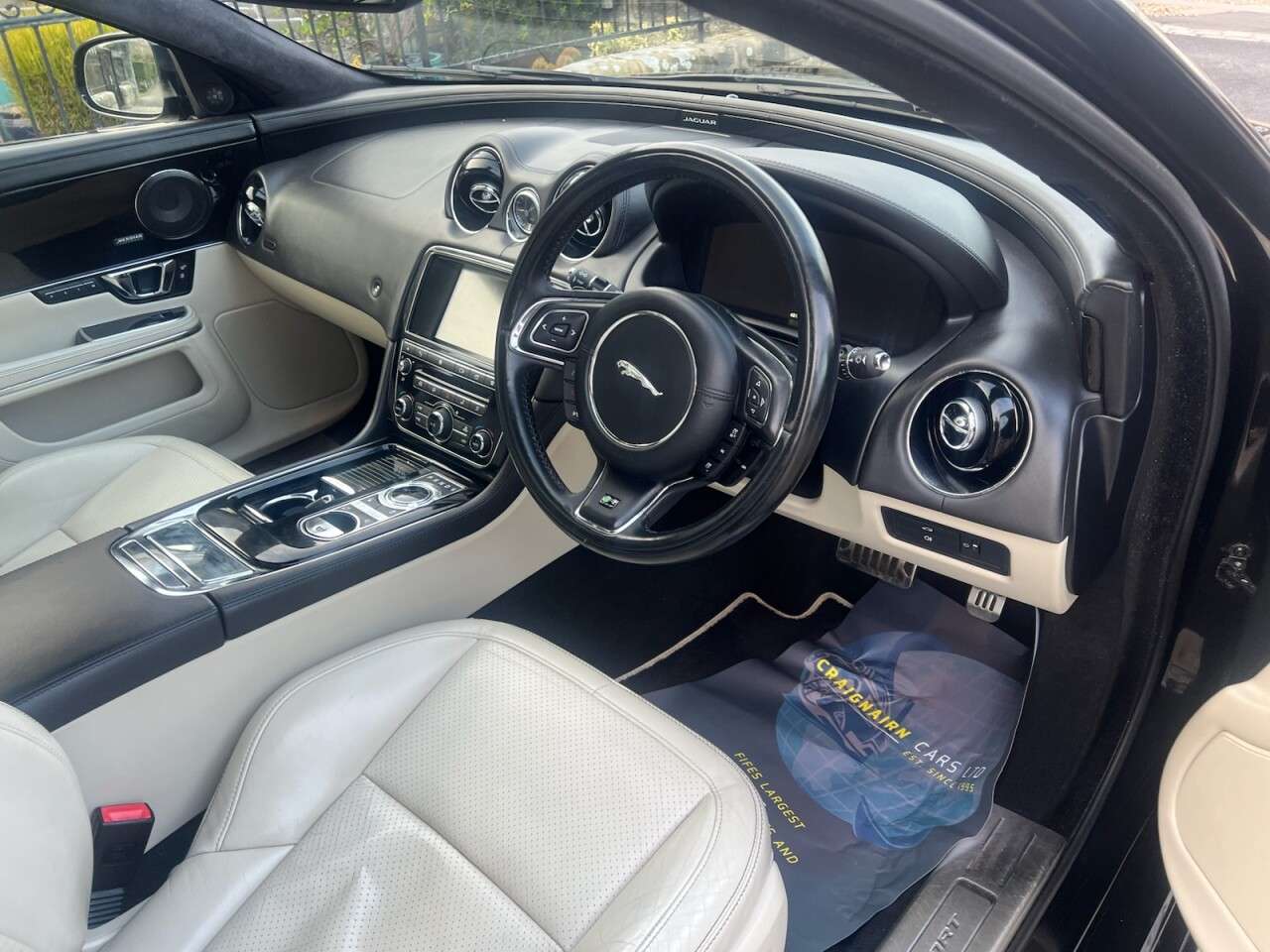 2016 JAGUAR XJ 2016 JAGUAR XJ