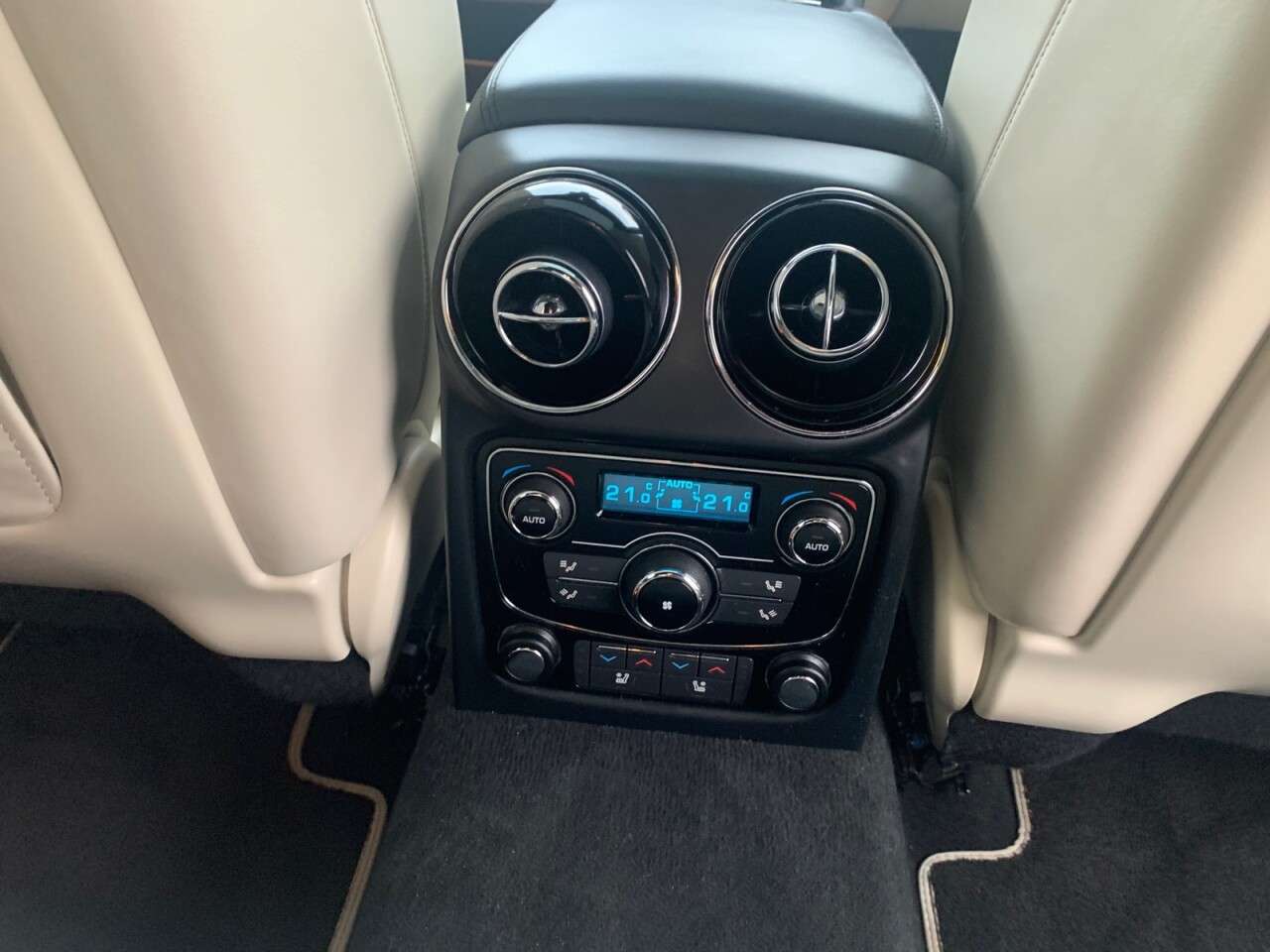 2016 JAGUAR XJ 2016 JAGUAR XJ