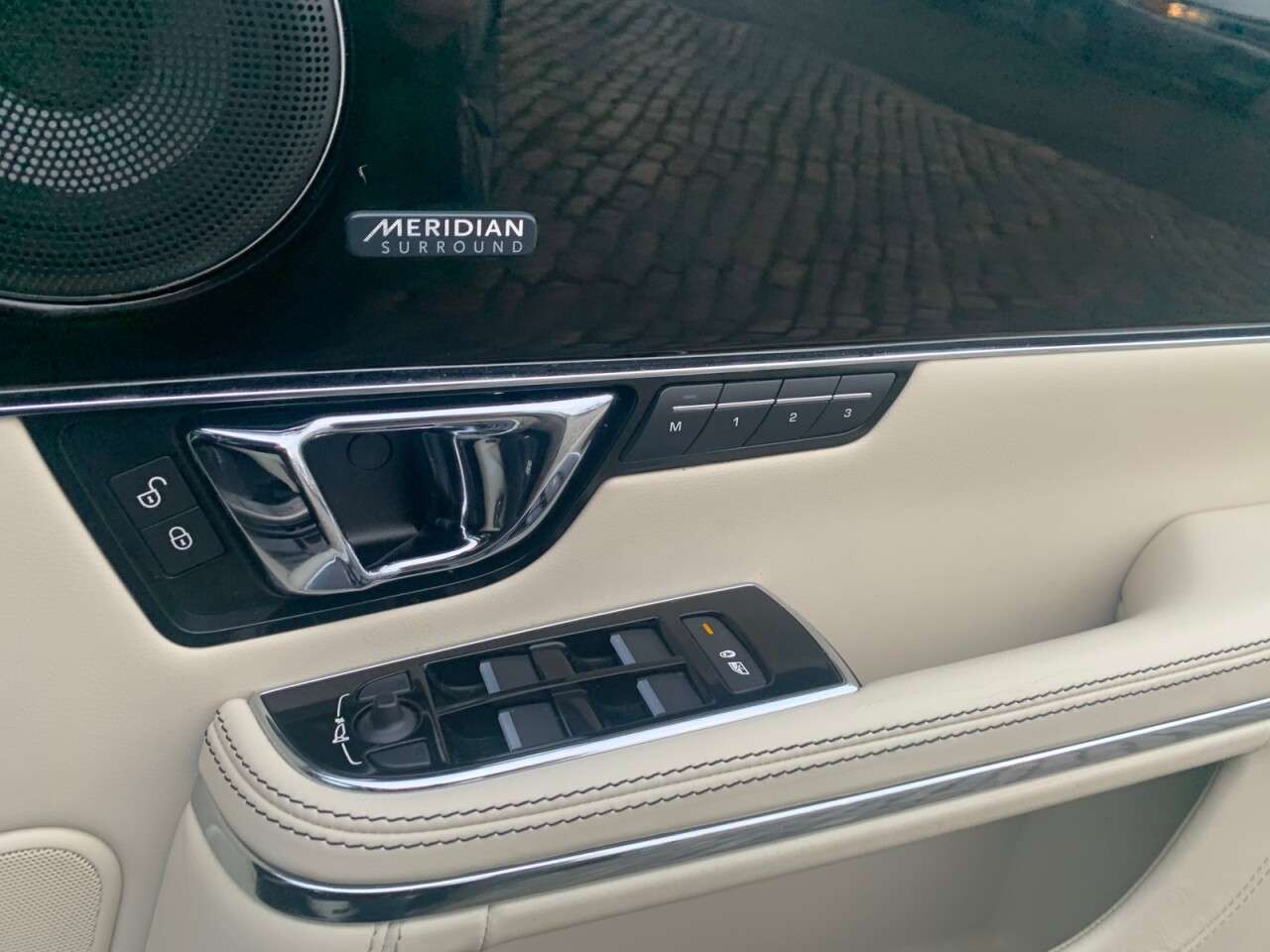 2016 JAGUAR XJ 2016 JAGUAR XJ