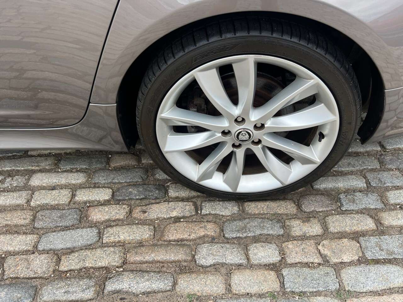 2013 JAGUAR XF 2013 JAGUAR XF