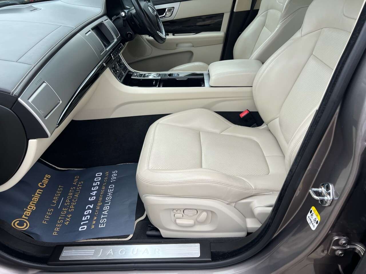 2013 JAGUAR XF 2013 JAGUAR XF