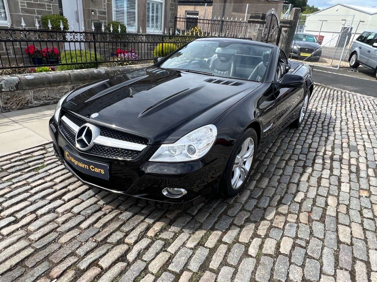 A 2009 MERCEDES SL 3.5L SL350 2d AUTO 315 BHP A 2009 MERCEDES SL 3.5L SL350 2d AUTO 315 BHP