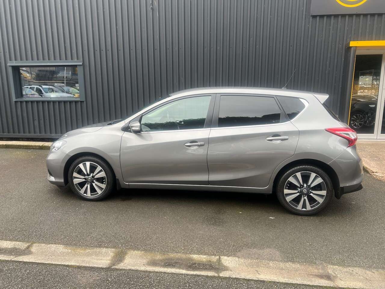 null NISSAN PULSAR null NISSAN PULSAR