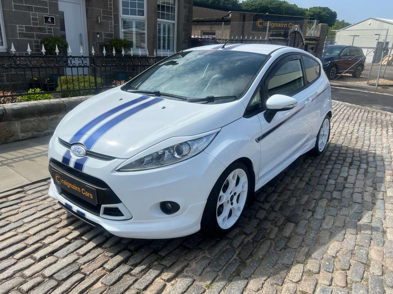 2011 FORD FIESTA 2011 FORD FIESTA