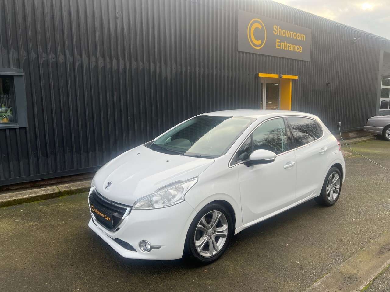 null PEUGEOT 208 null PEUGEOT 208