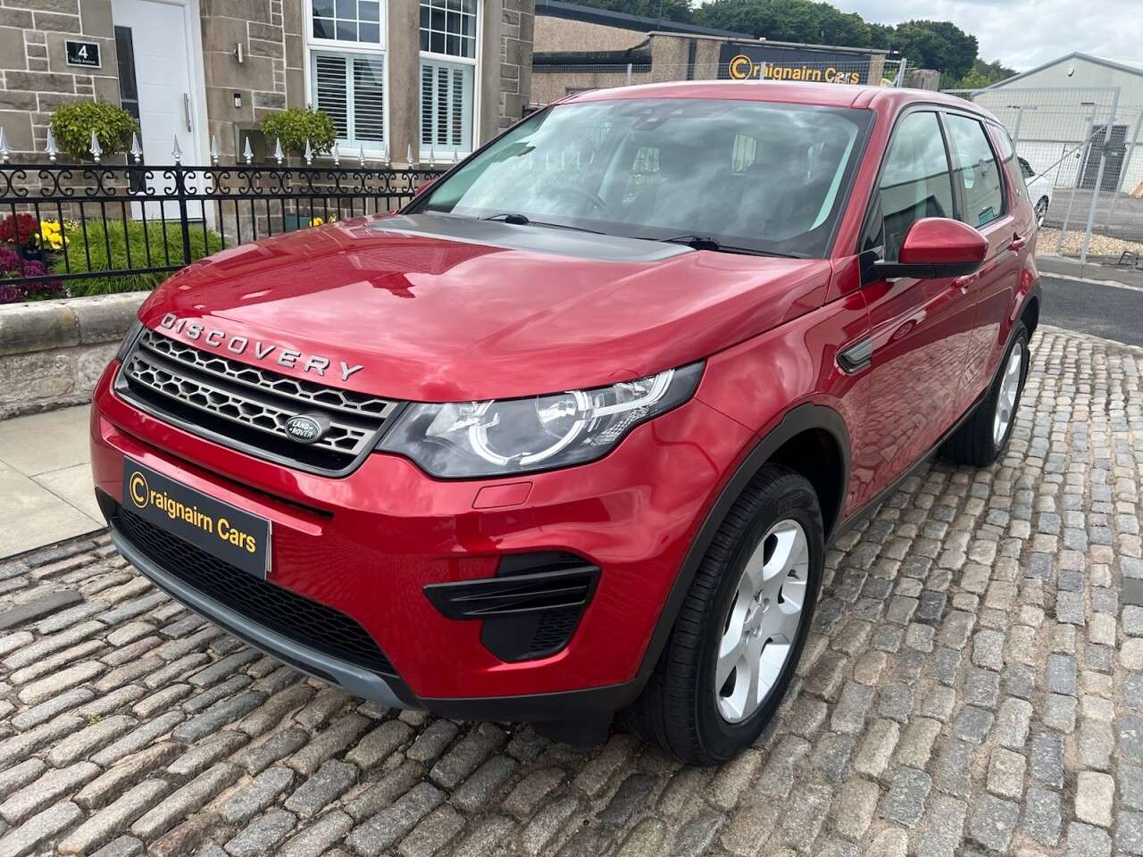 A 2017 LAND ROVER DISCOVERY SPORT 2.0L TD4 SE 5d 150 BHP A 2017 LAND ROVER DISCOVERY SPORT 2.0L TD4 SE 5d 150 BHP
