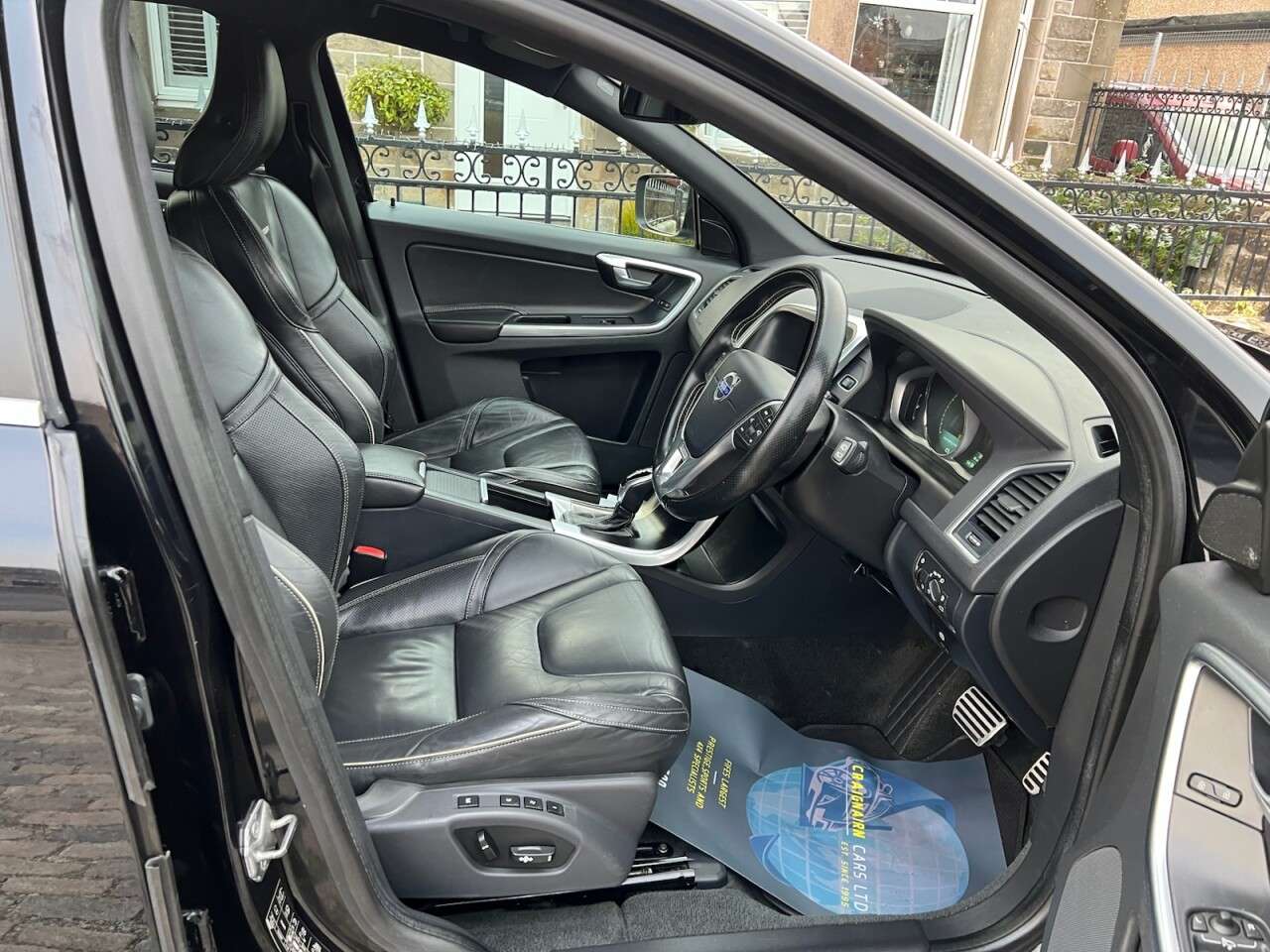 null VOLVO XC60 null VOLVO XC60