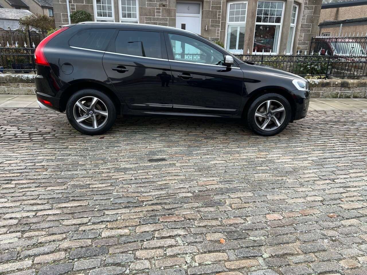 null VOLVO XC60 null VOLVO XC60