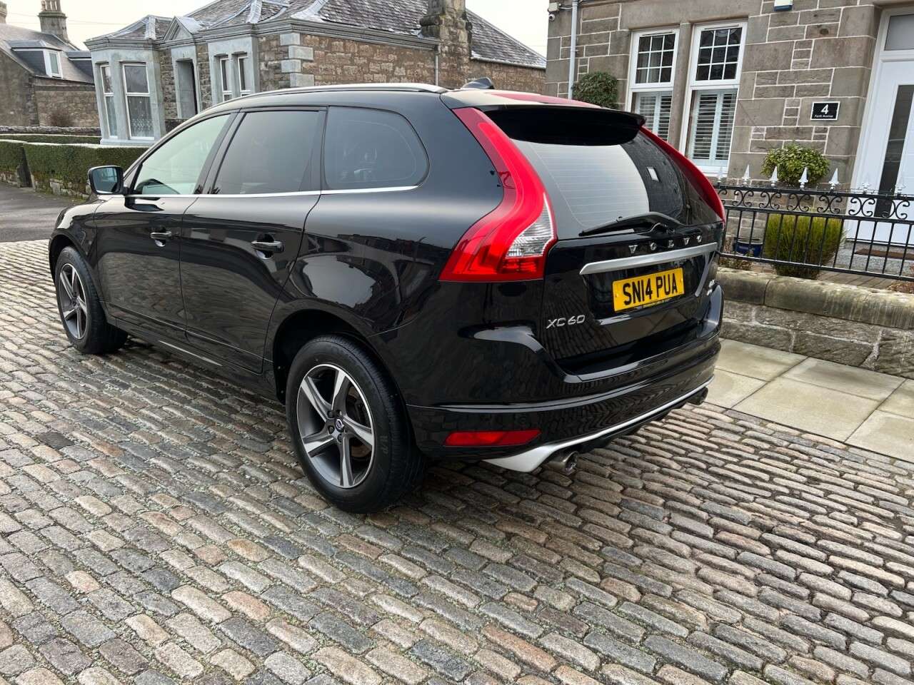 null VOLVO XC60 null VOLVO XC60