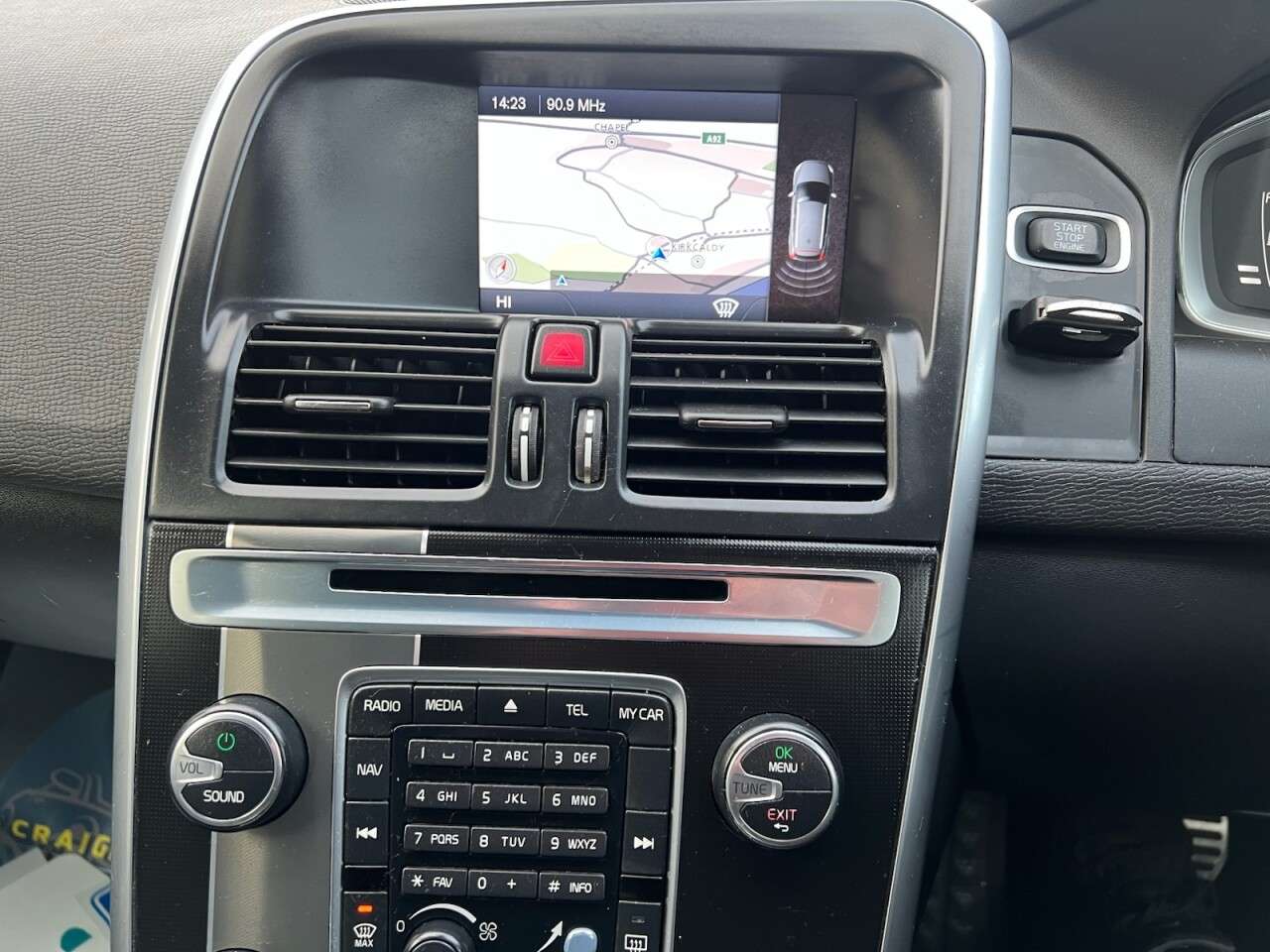 null VOLVO XC60 null VOLVO XC60