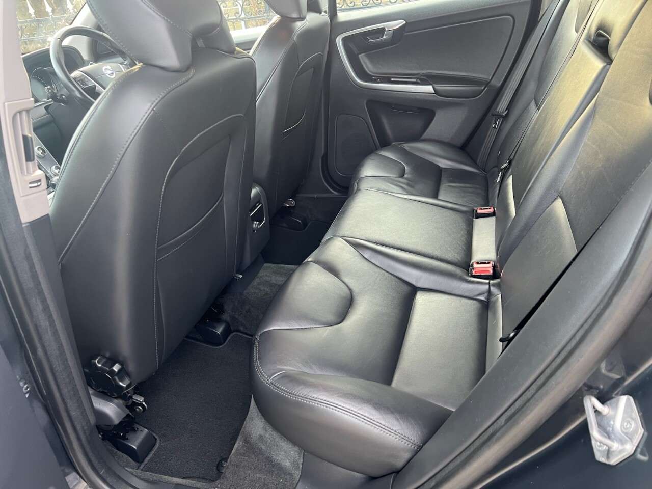 2016 VOLVO XC60 2016 VOLVO XC60