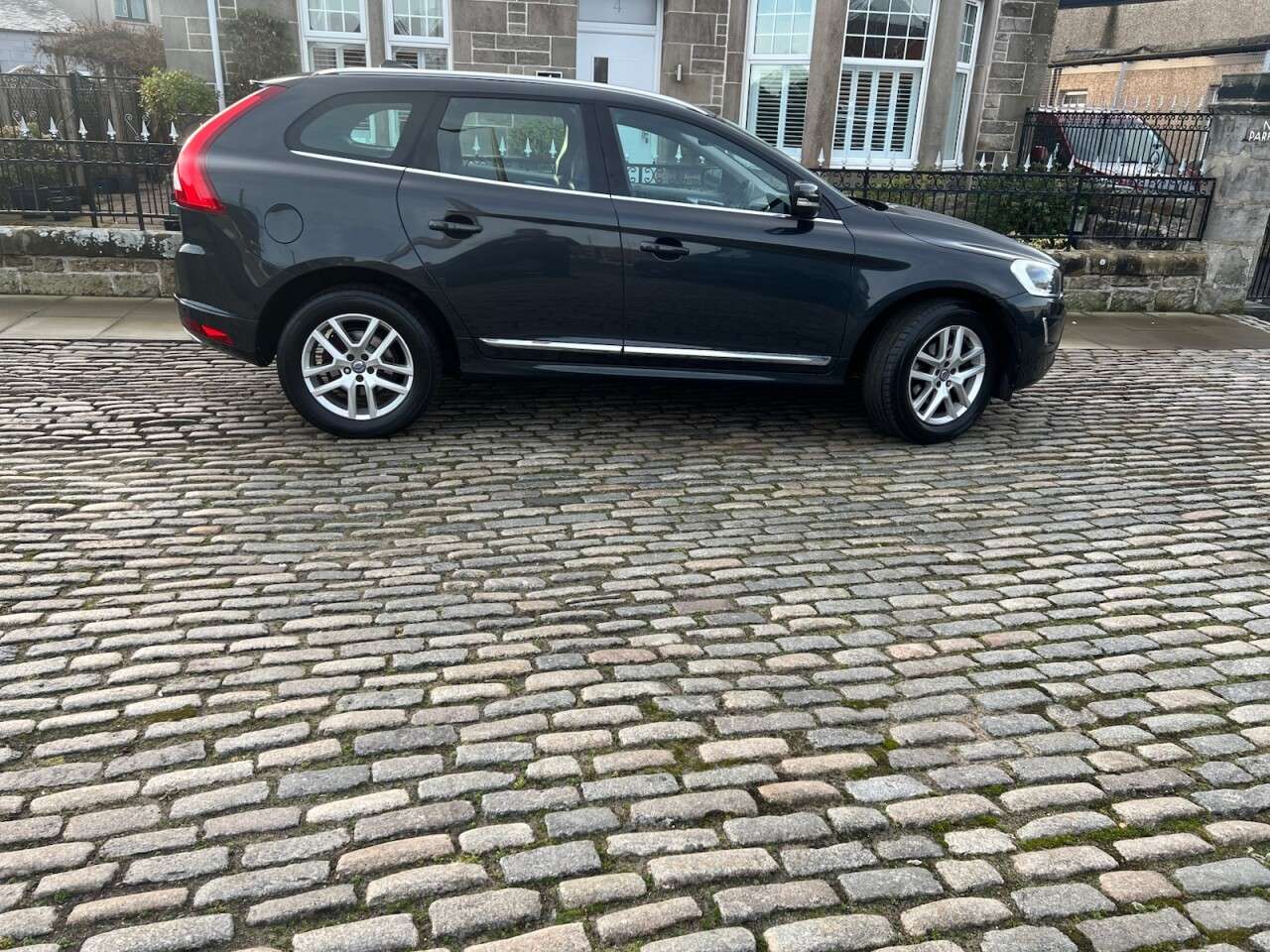2016 VOLVO XC60 2016 VOLVO XC60