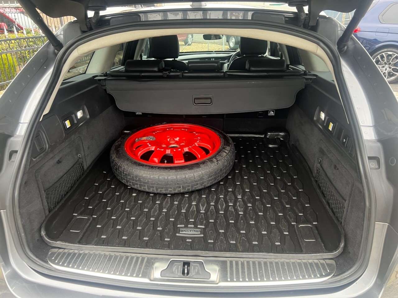 null JAGUAR XF null JAGUAR XF