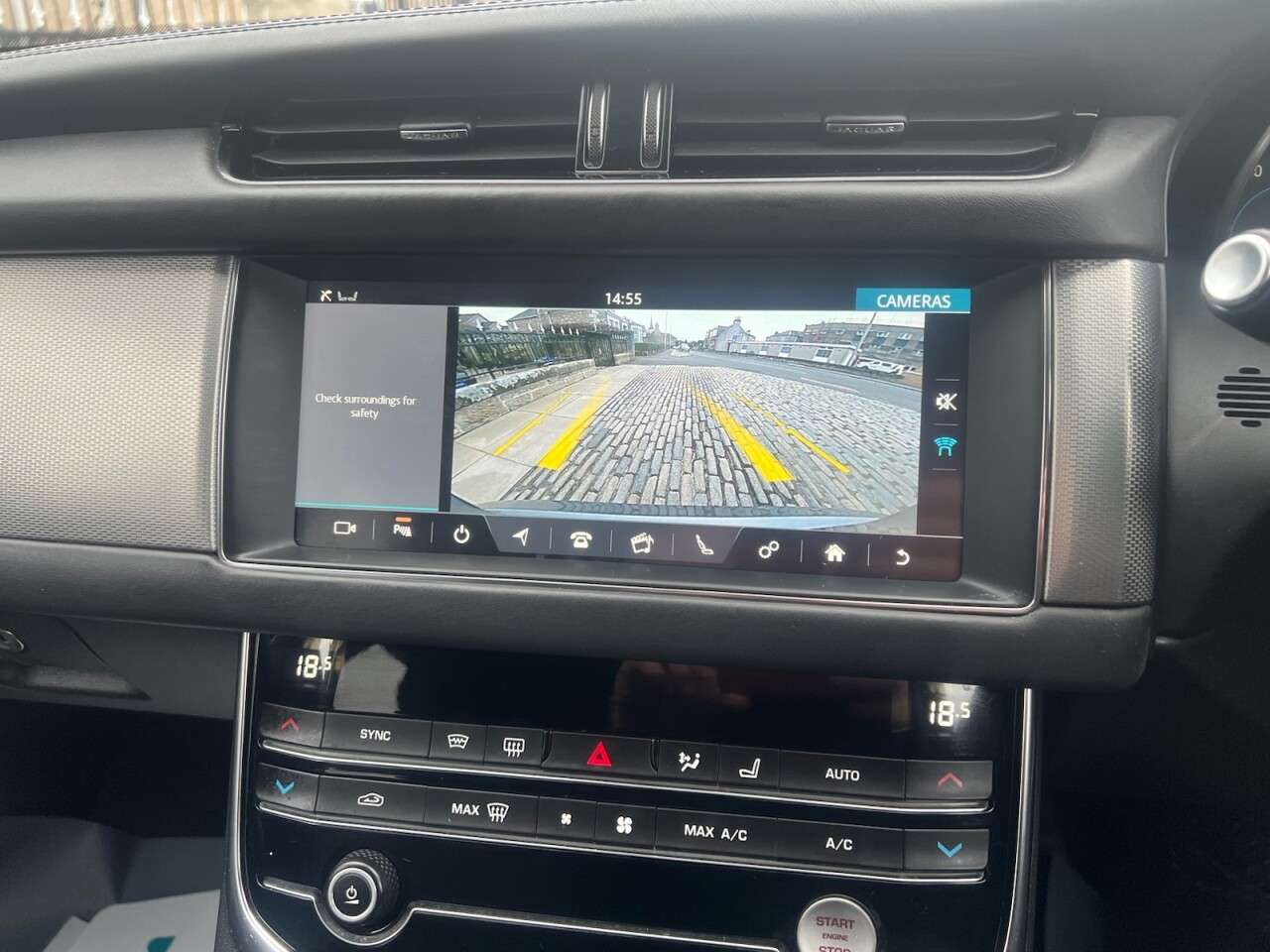 null JAGUAR XF null JAGUAR XF