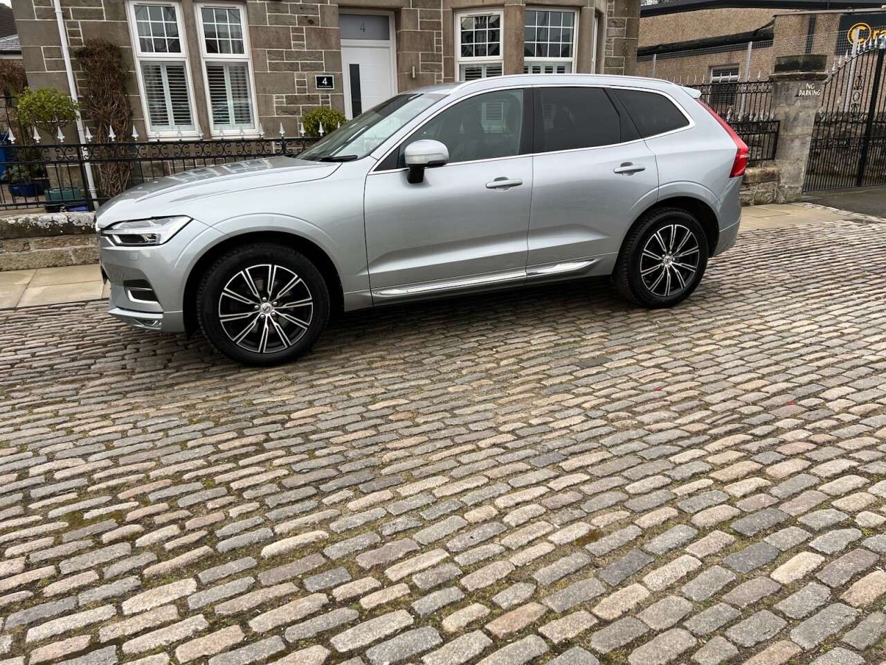 2017 VOLVO XC60 2017 VOLVO XC60