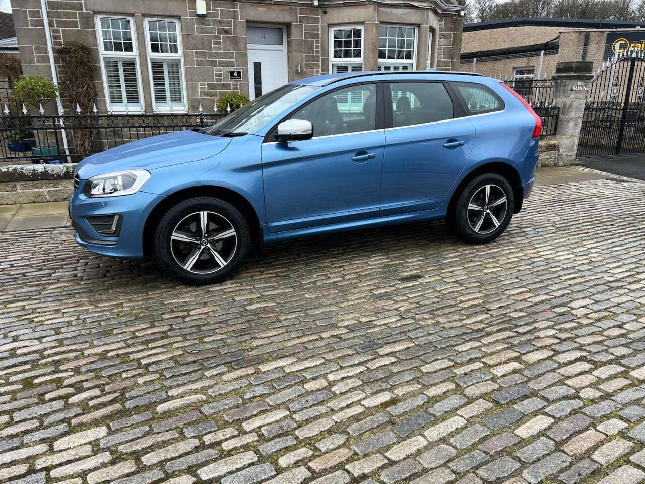 2016 VOLVO XC60 2016 VOLVO XC60
