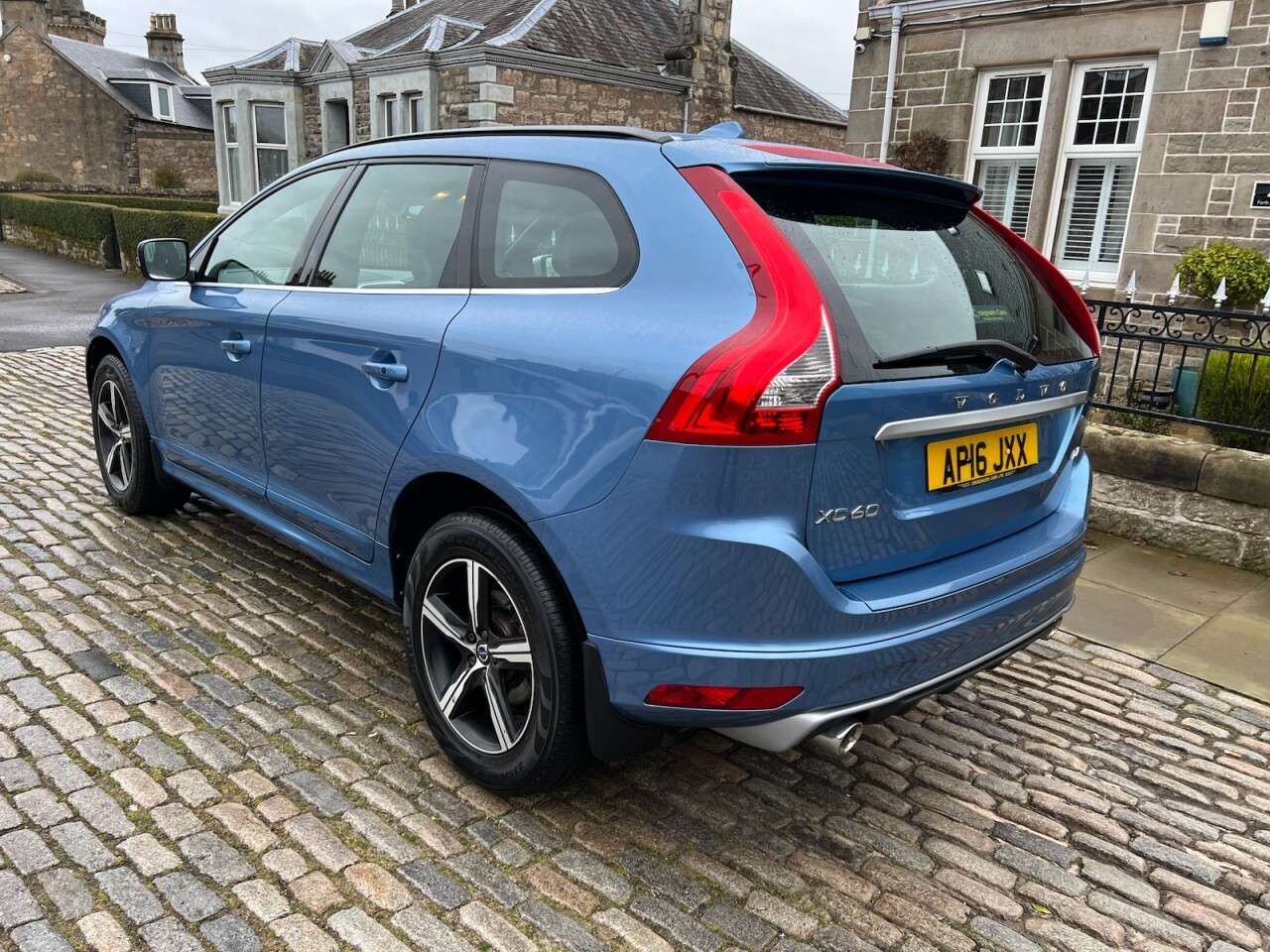 2016 VOLVO XC60 2016 VOLVO XC60