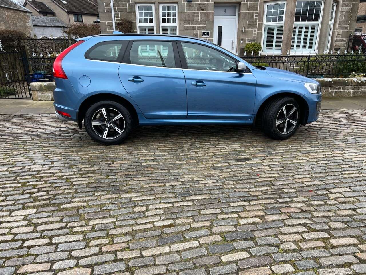 2016 VOLVO XC60 2016 VOLVO XC60