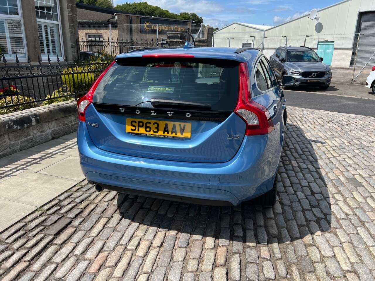 2013 VOLVO V60 2013 VOLVO V60