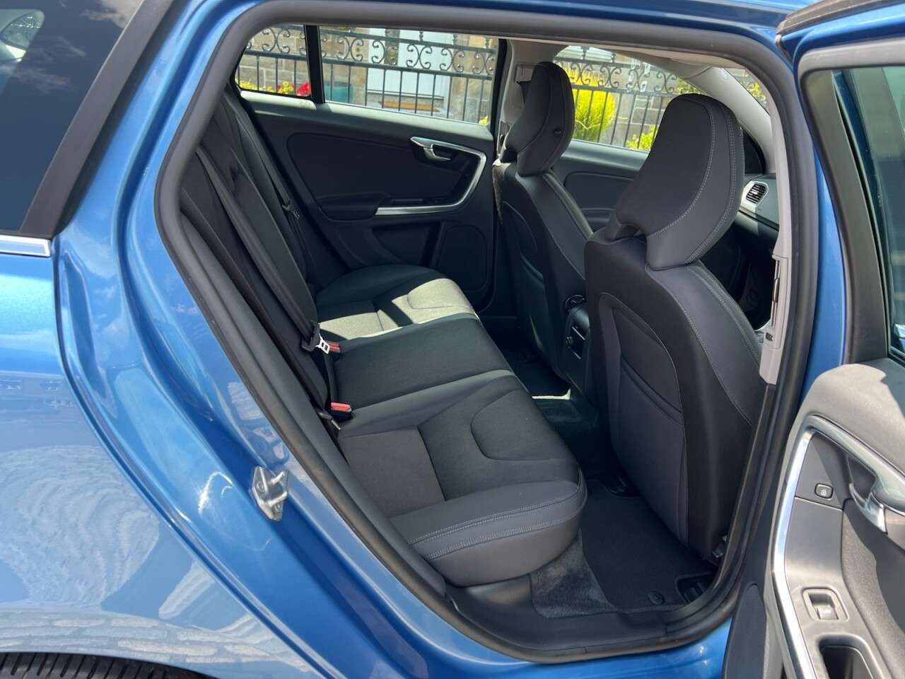 2013 VOLVO V60 2013 VOLVO V60