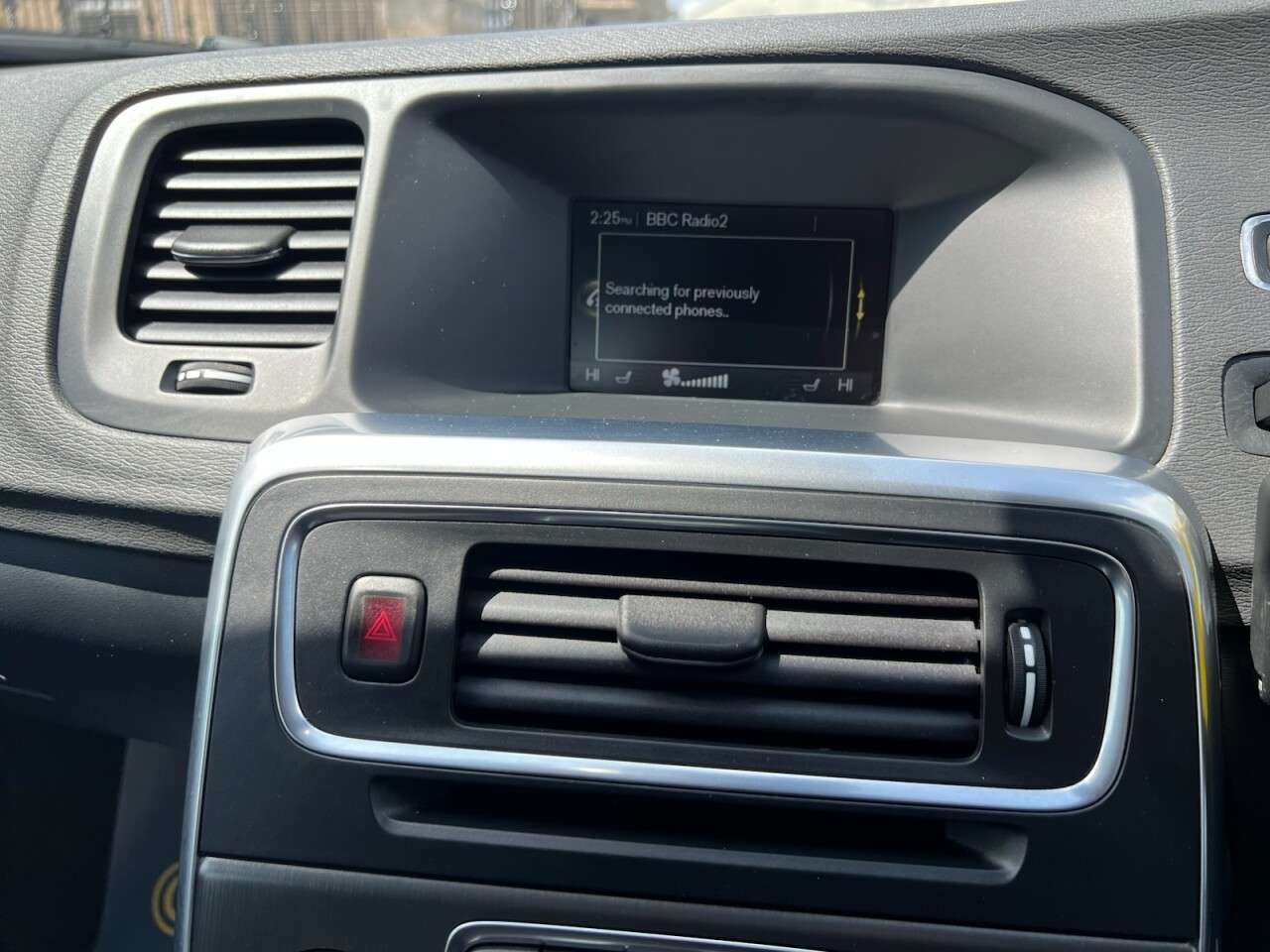 2013 VOLVO V60 2013 VOLVO V60