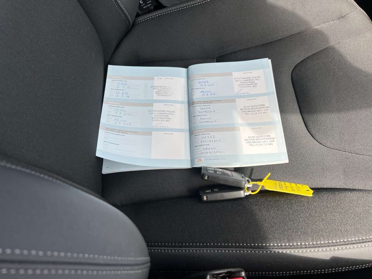 2013 VOLVO V60 2013 VOLVO V60