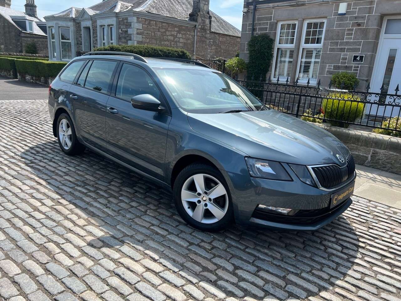 A 2018 SKODA OCTAVIA 1.6 TDI SE Estate 5dr Diesel Manual Euro 6 (s/s) (115 ps) A 2018 SKODA OCTAVIA 1.6 TDI SE Estate 5dr Diesel Manual Euro 6 (s/s) (115 ps)