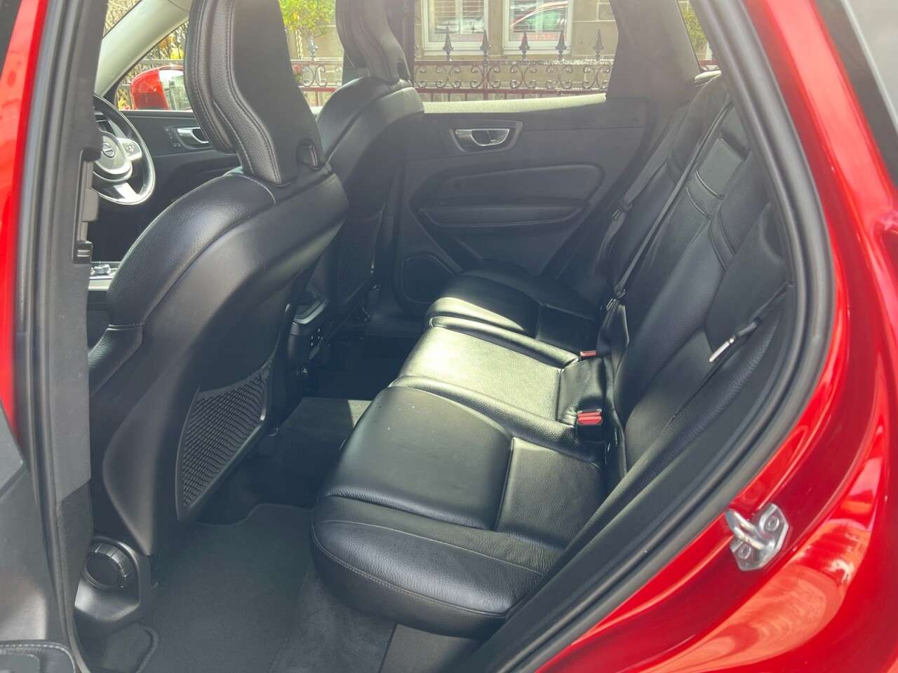 2019 VOLVO XC60 2019 VOLVO XC60