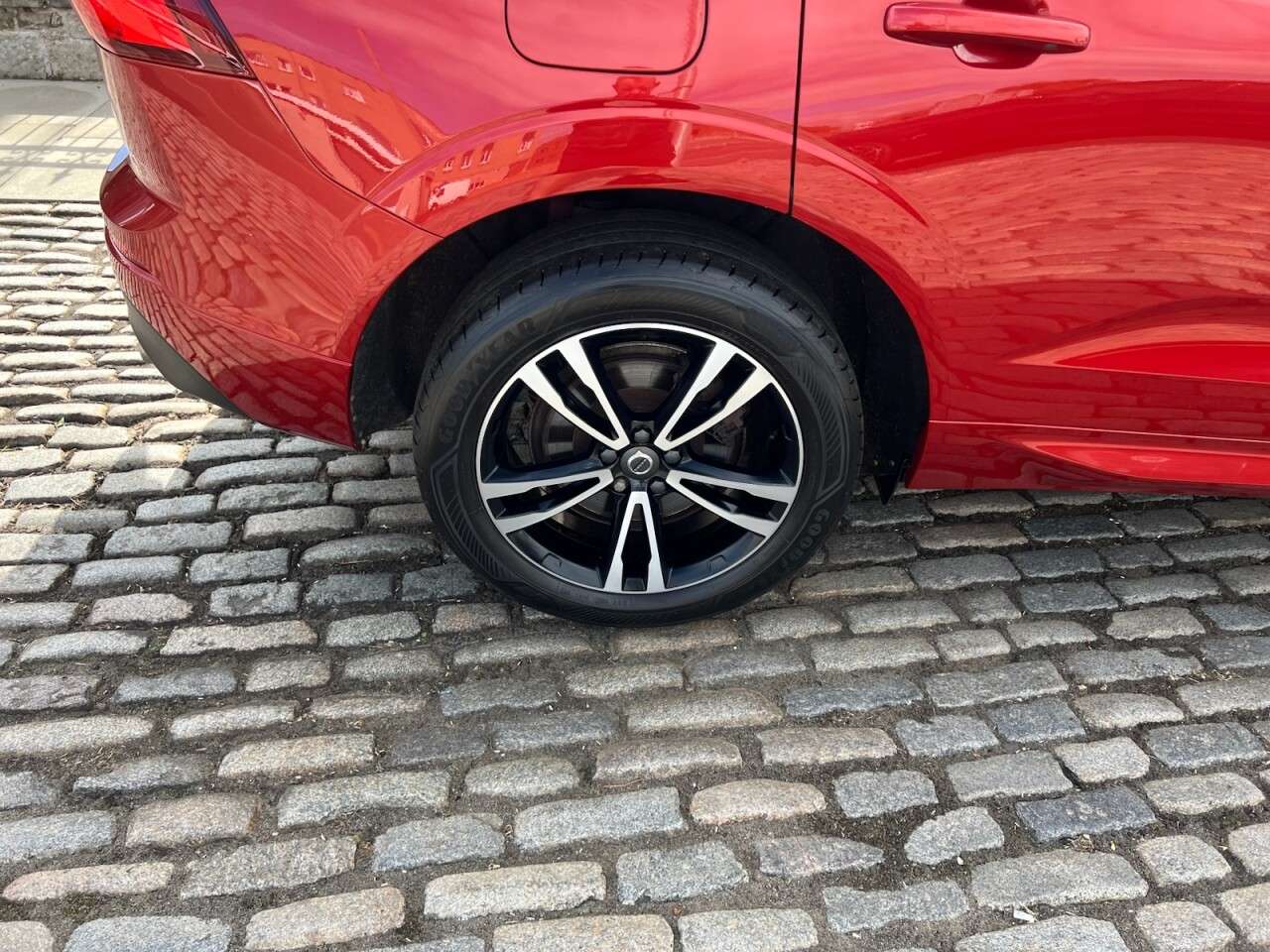 2019 VOLVO XC60 2019 VOLVO XC60