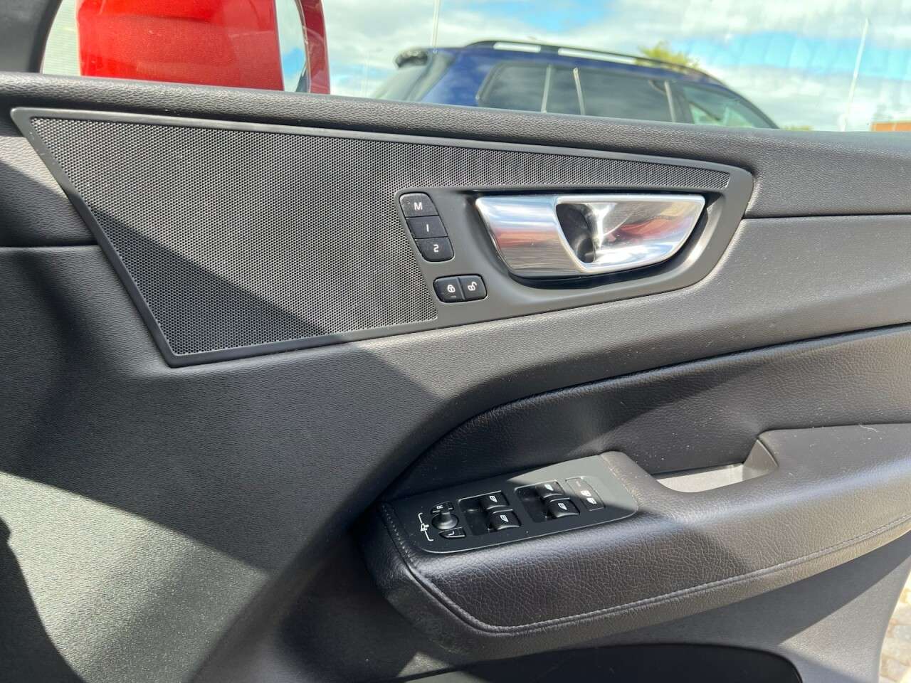 2019 VOLVO XC60 2019 VOLVO XC60