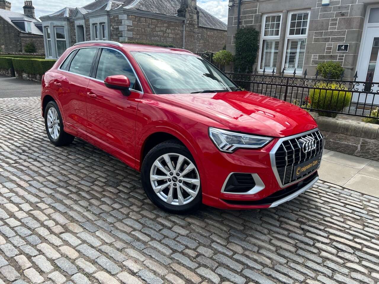 A 2021 AUDI Q3 1.5 TFSI CoD 35 Sport SUV 5dr Petrol S Tronic Euro 6 (s/s) (150 ps) A 2021 AUDI Q3 1.5 TFSI CoD 35 Sport SUV 5dr Petrol S Tronic Euro 6 (s/s) (150 ps)