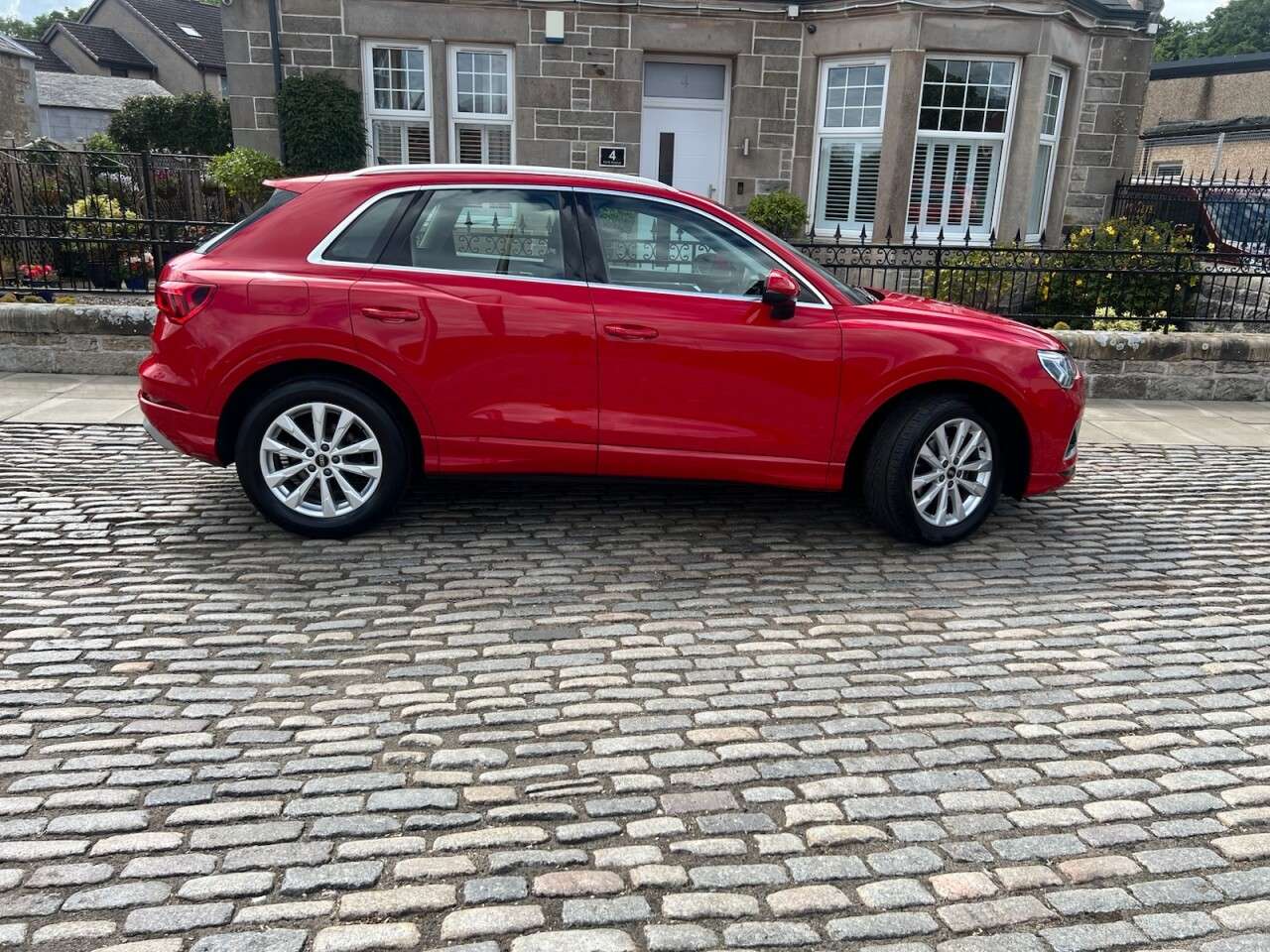 2021 AUDI Q3 2021 AUDI Q3
